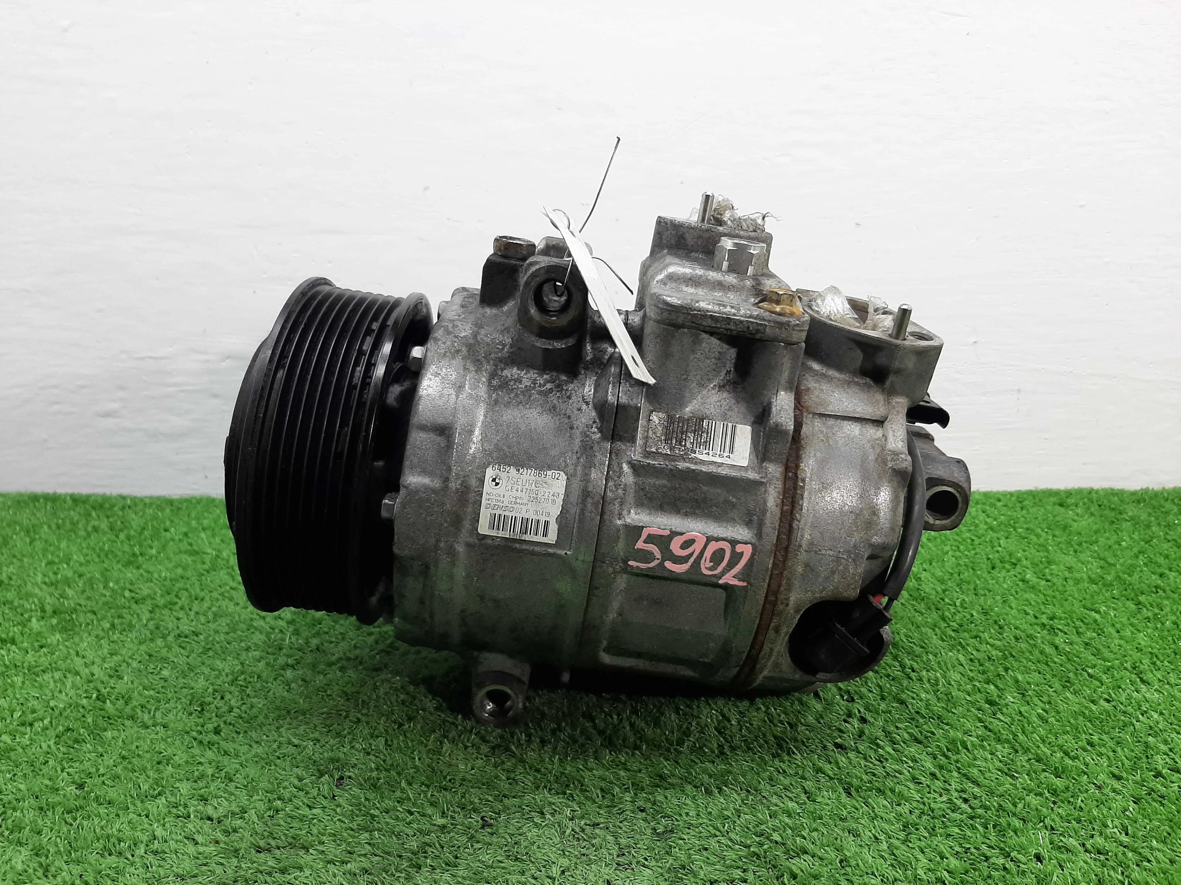 Компрессор кондиционера BMW X3 F25 2010 - 2014 бензин 3.5 Автомат