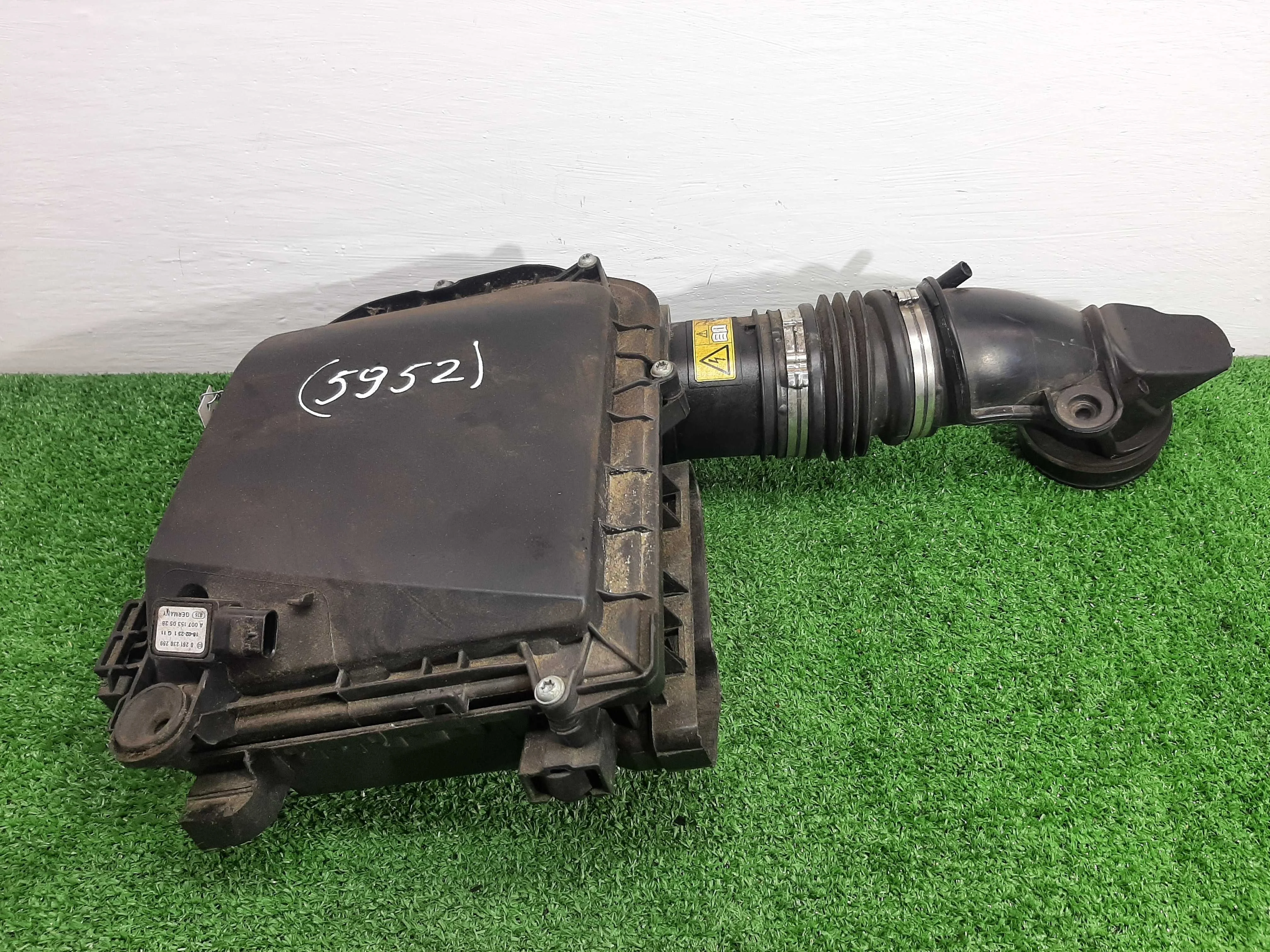 Корпус воздушного фильтра Mercedes GLC Coupe (C253) 2016 - 2019 бензин 3.0 Автомат