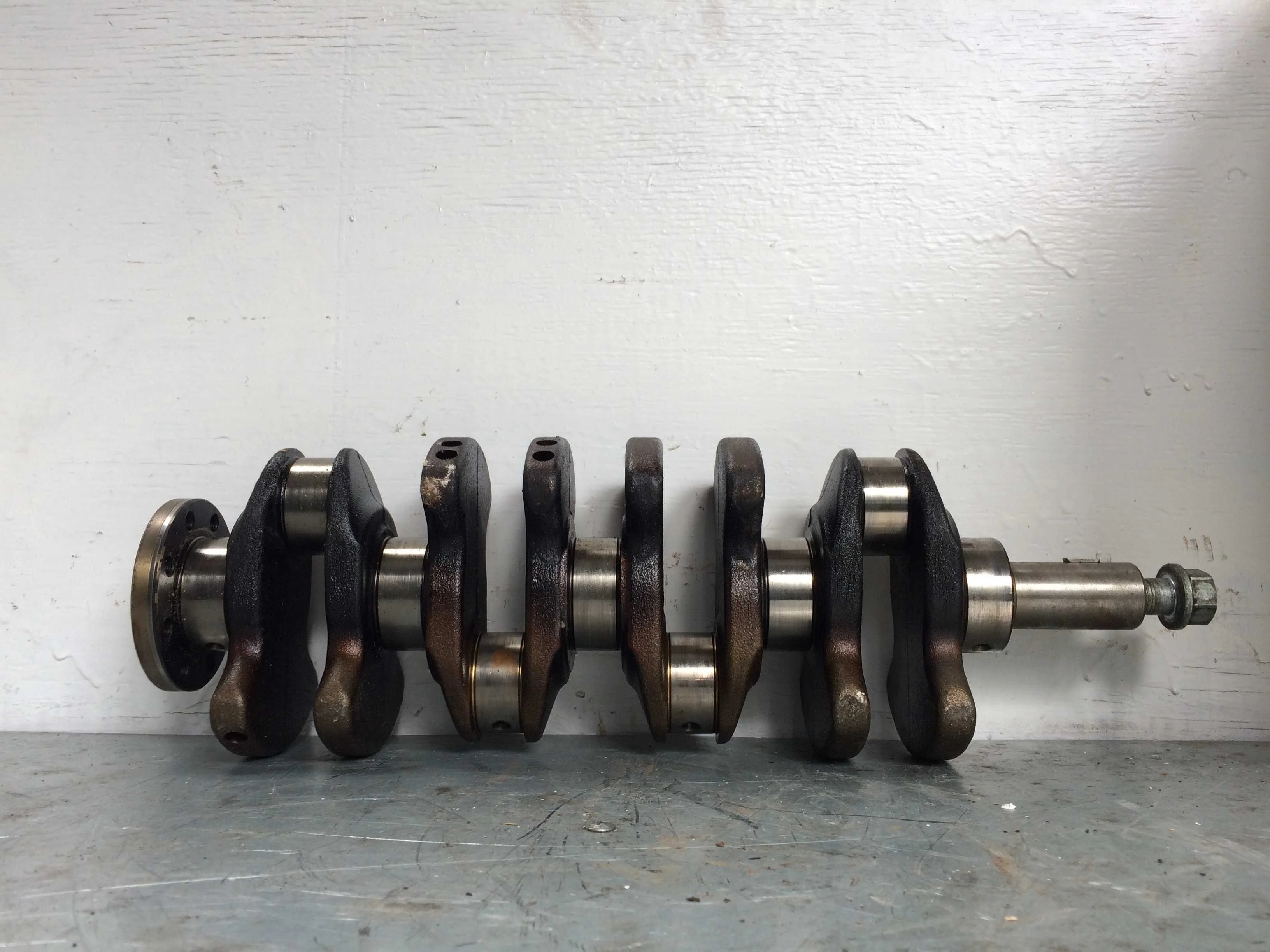 Коленвал Mercedes C-klasse (W203) 2000 - 2004 бензин 1.8 Механика