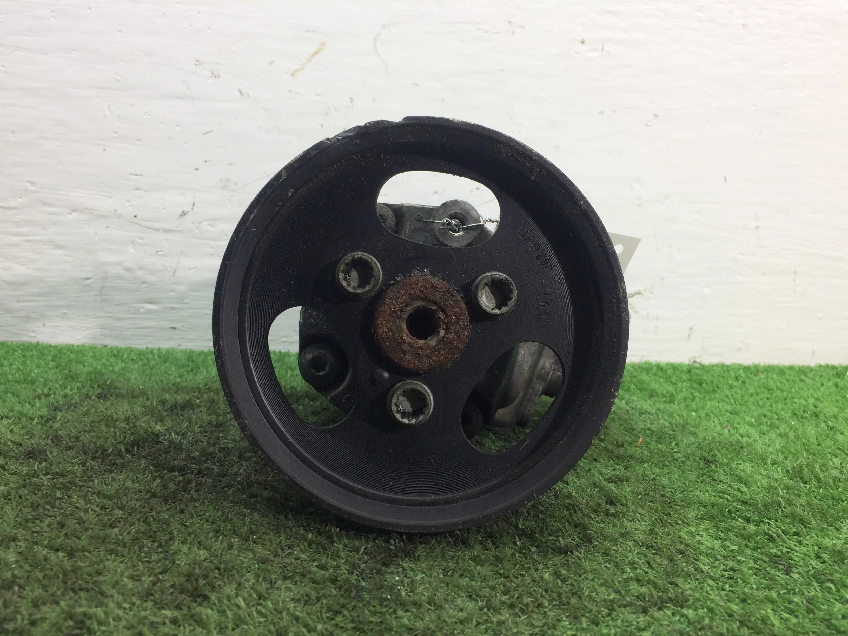 Насос ГУР Volkswagen Touareg II (7P) 2010 - 2014 бензин 3.6 Автомат