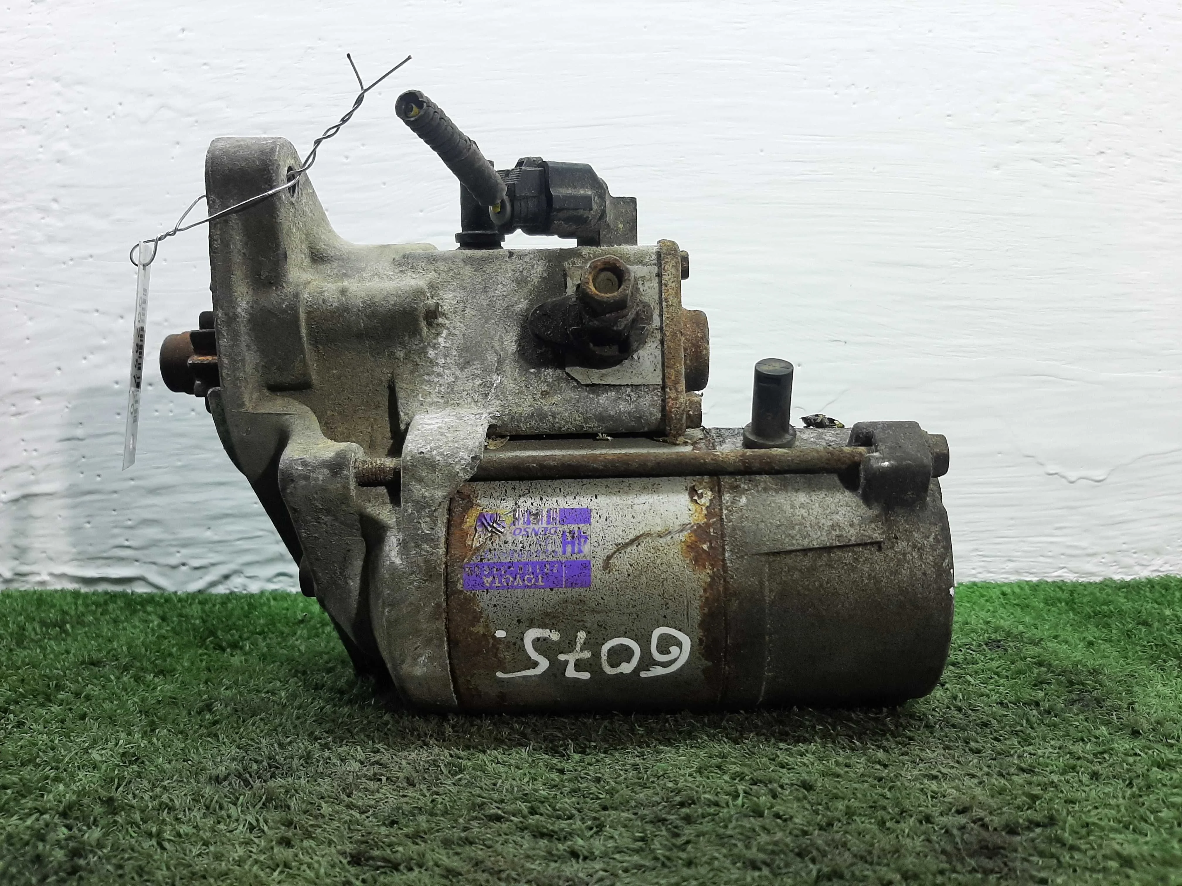 Стартер Toyota FJ Cruiser (GSJ10) 2006 - 2018 бензин 4.0 Механика