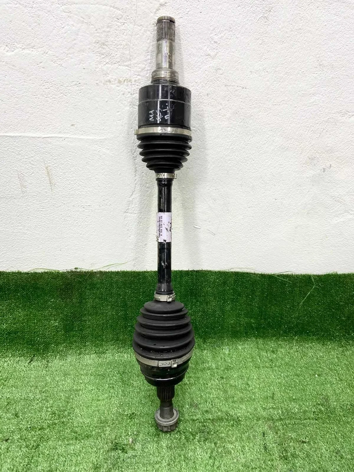 Полуось передняя левая Mercedes GLS (X166) 2015 - 2019 дизель 3.5 Автомат