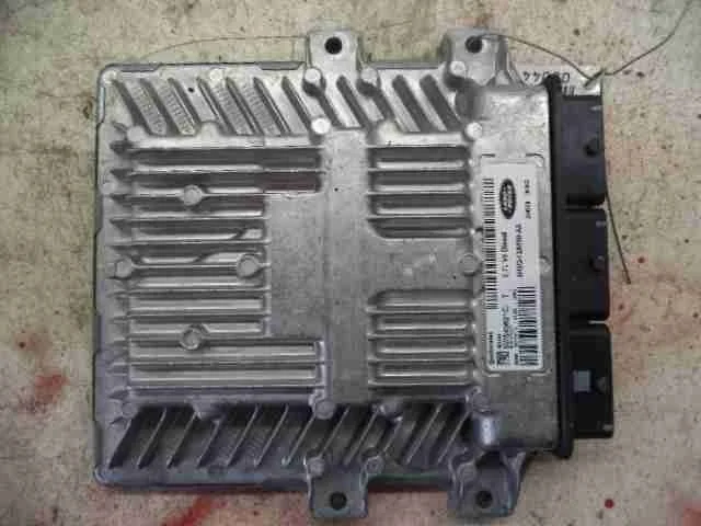 Блок управления ДВС Land Rover Discovery III (LA) 2004 - 2009 дизель 2.7 Автомат