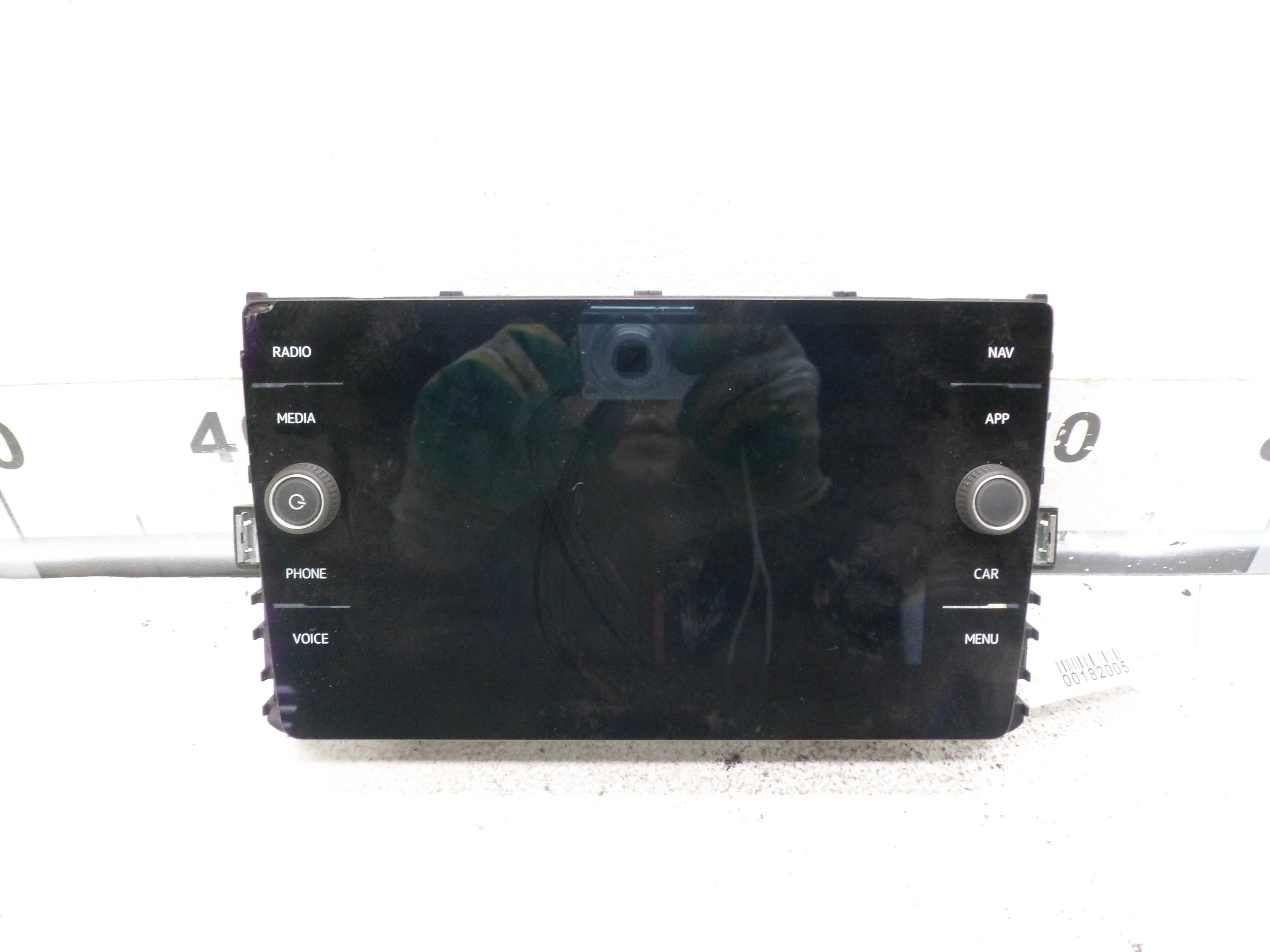 Дисплей информационный Volkswagen Tiguan II 2016 - 2020 дизель 2.0 Механика