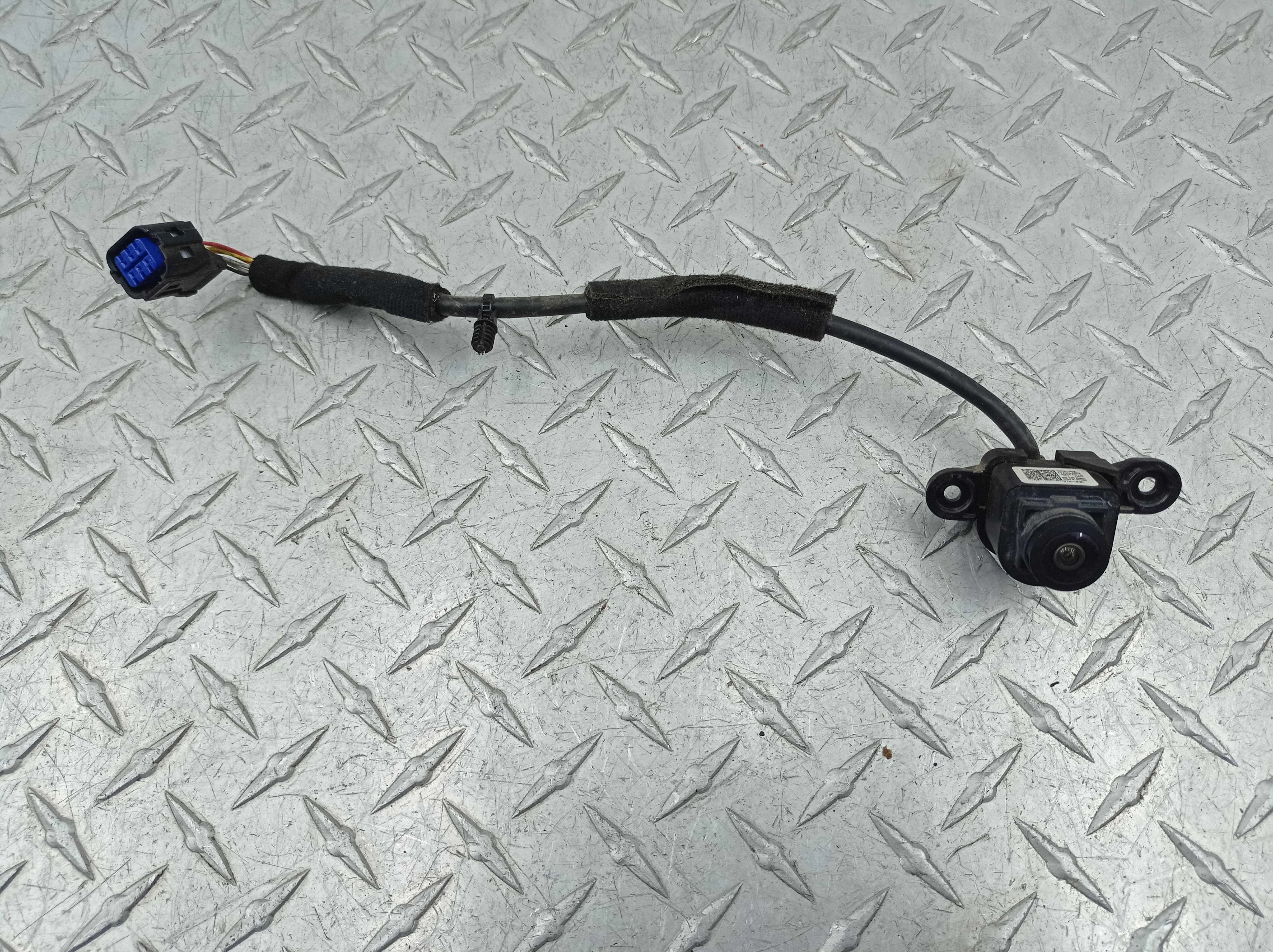 Камера заднего вида Hyundai Tucson IV (NX4) 2021 - наст. время дизель 1.6 Механика