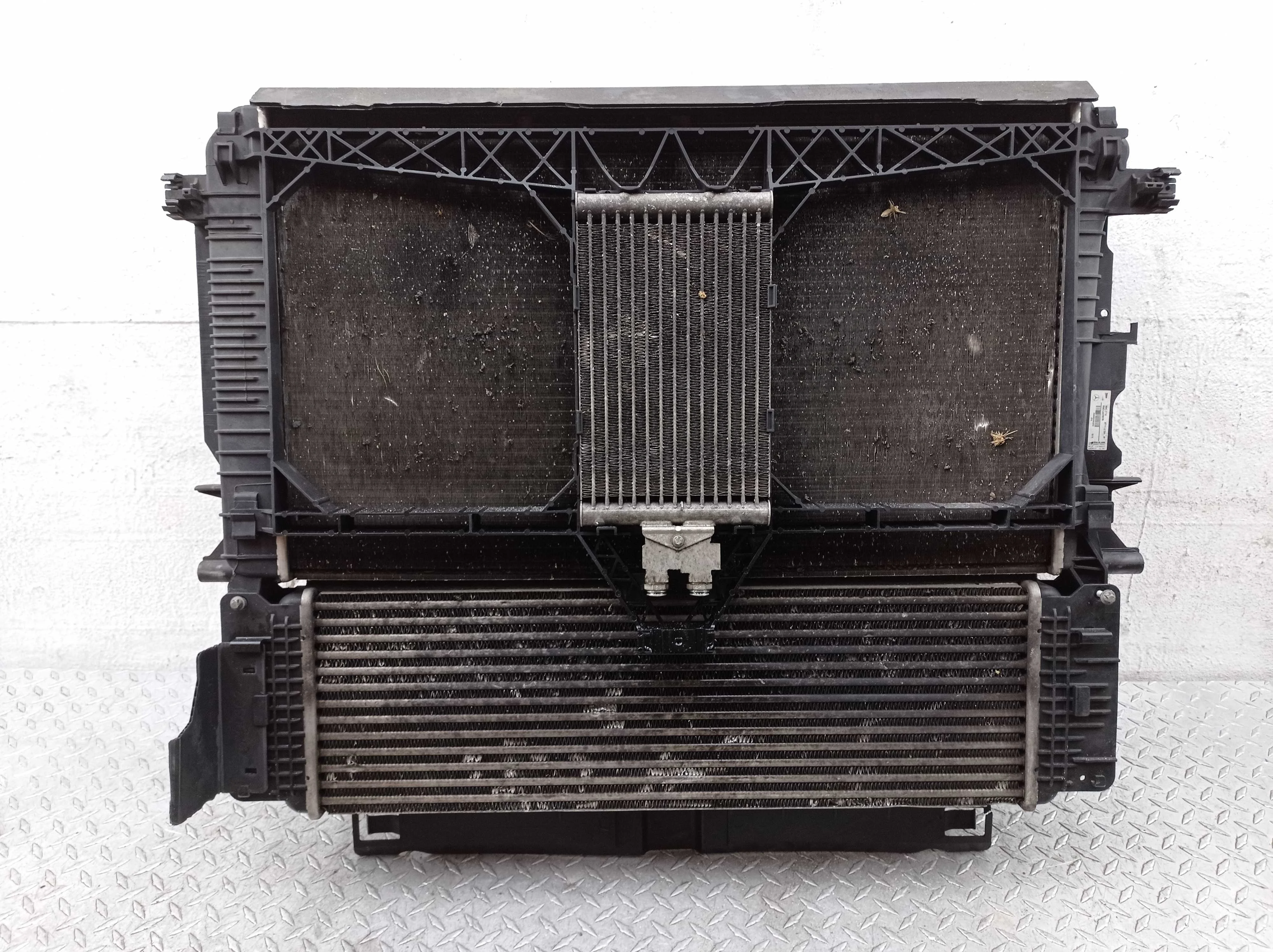 Кассета радиаторов Mercedes Sprinter II (w906) 2006 - 2017 дизель 2.2 Механика