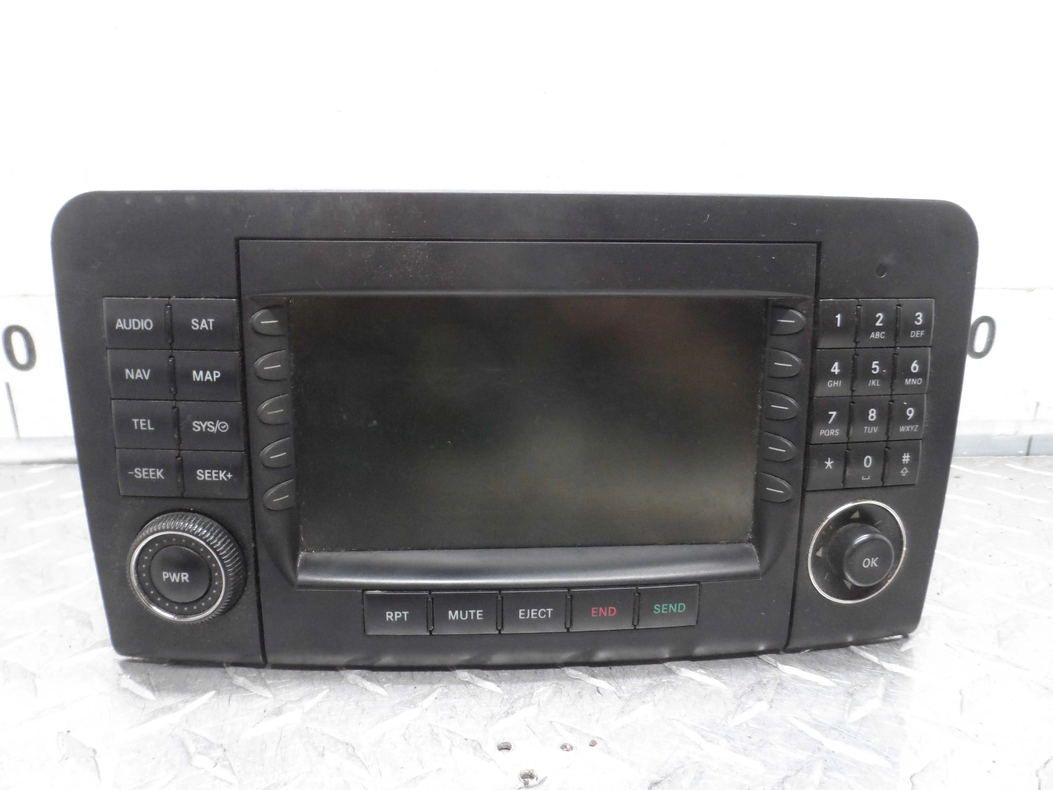 Магнитола Mercedes M-klasse (W164) 2005 - 2008 дизель 3.2 Автомат