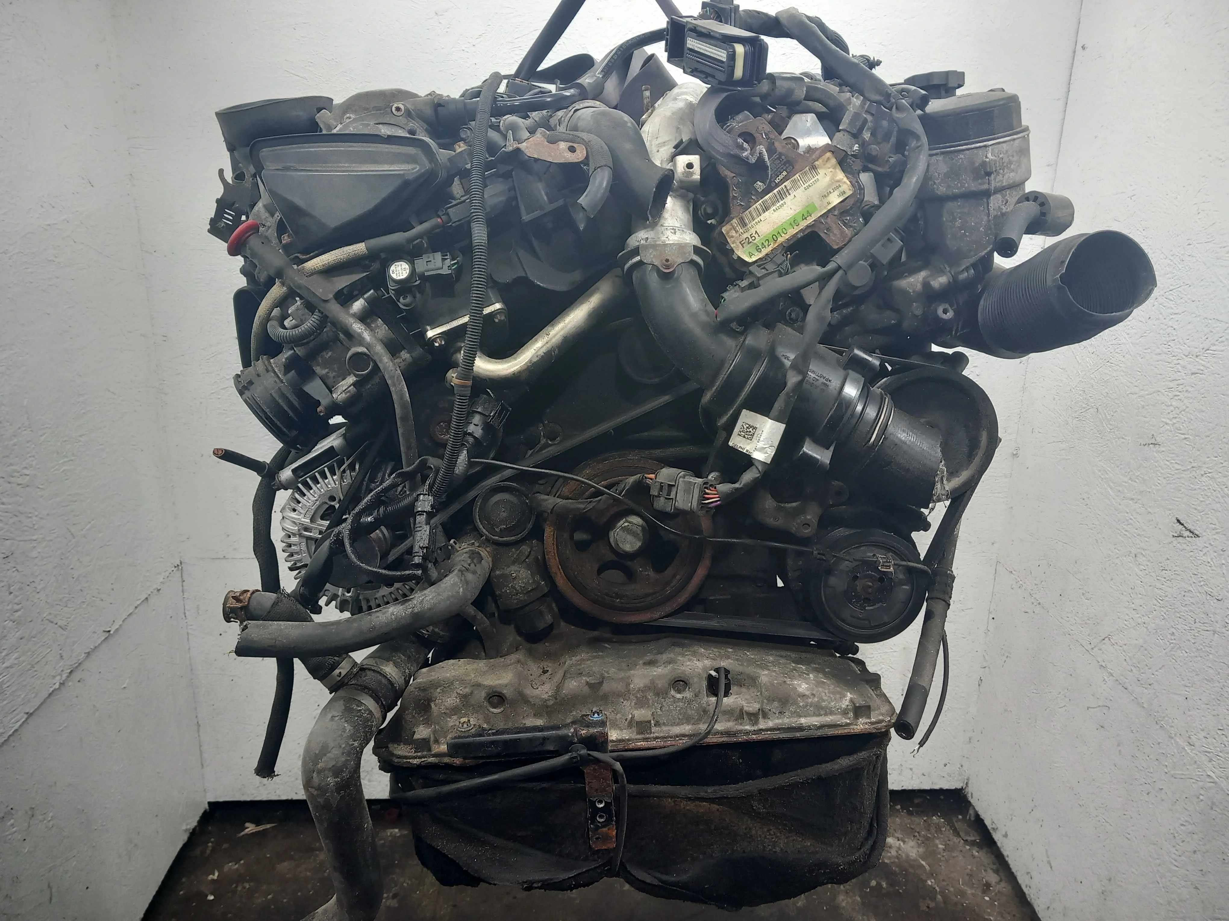 Двигатель Mercedes R-klasse (W251) 2005 - 2007 дизель 3.2 Автомат