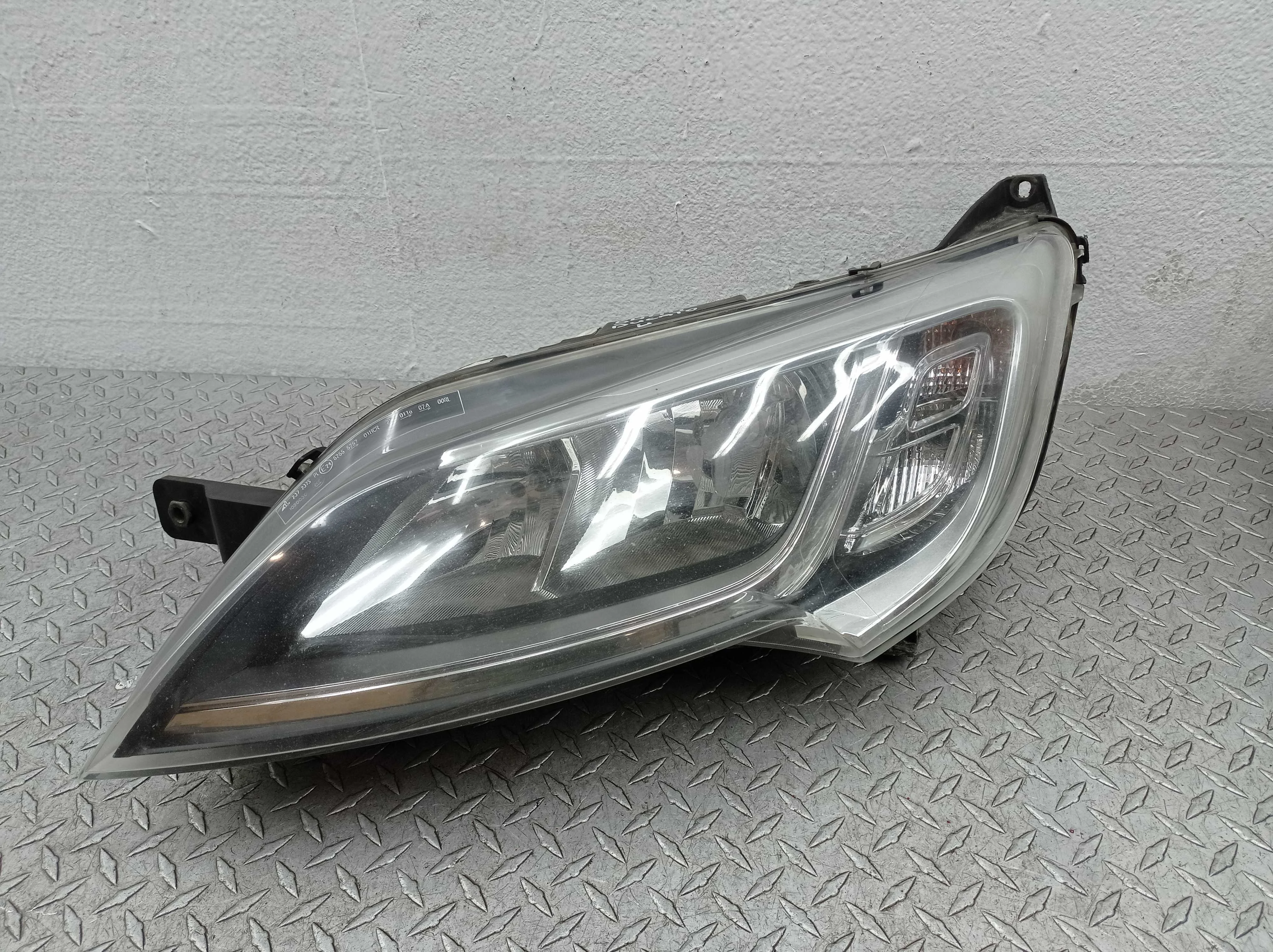 Фара левая Fiat Ducato IV (290-295) 2015 - наст. время дизель 2.3 Механика