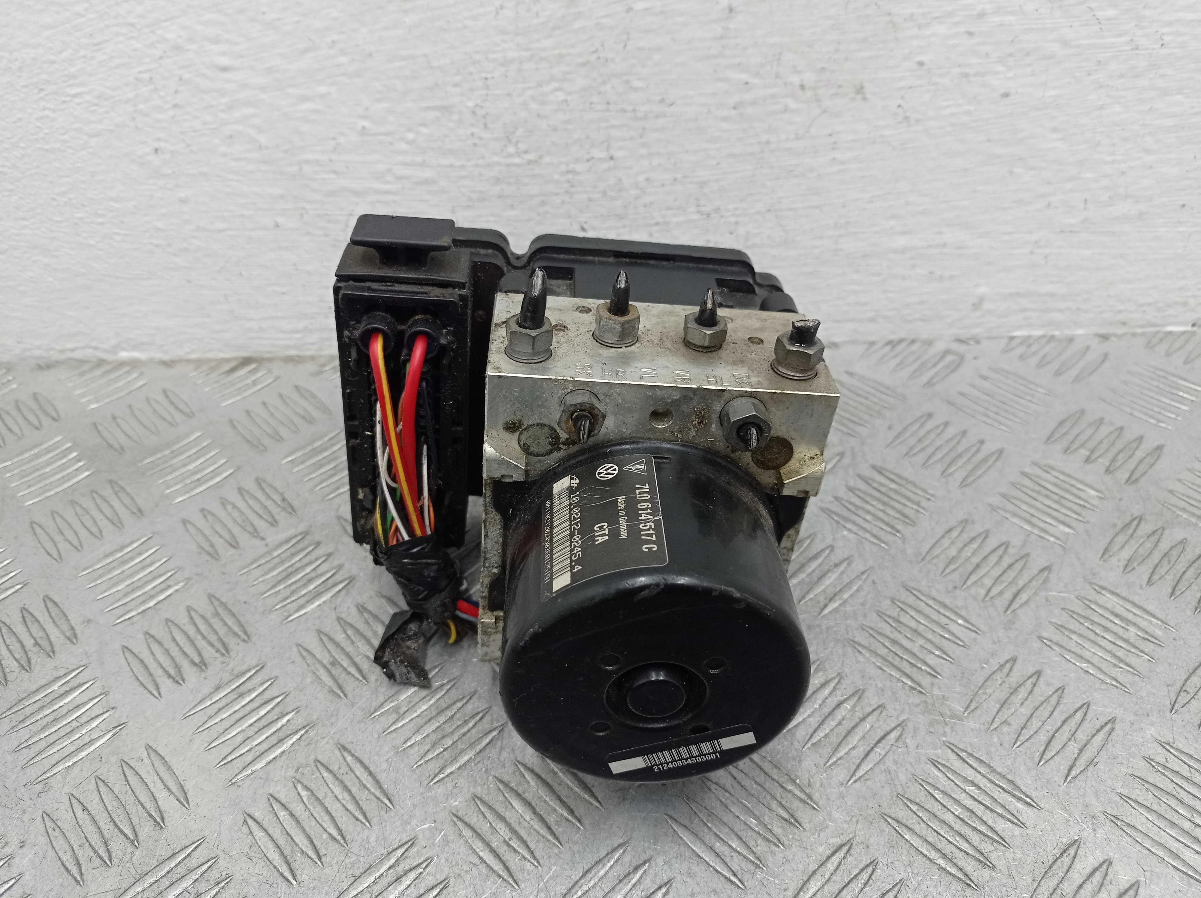 Блок ABS Volkswagen Touareg I  Рестайлинг (7L) 2007 - 2010 дизель 3.0 Автомат