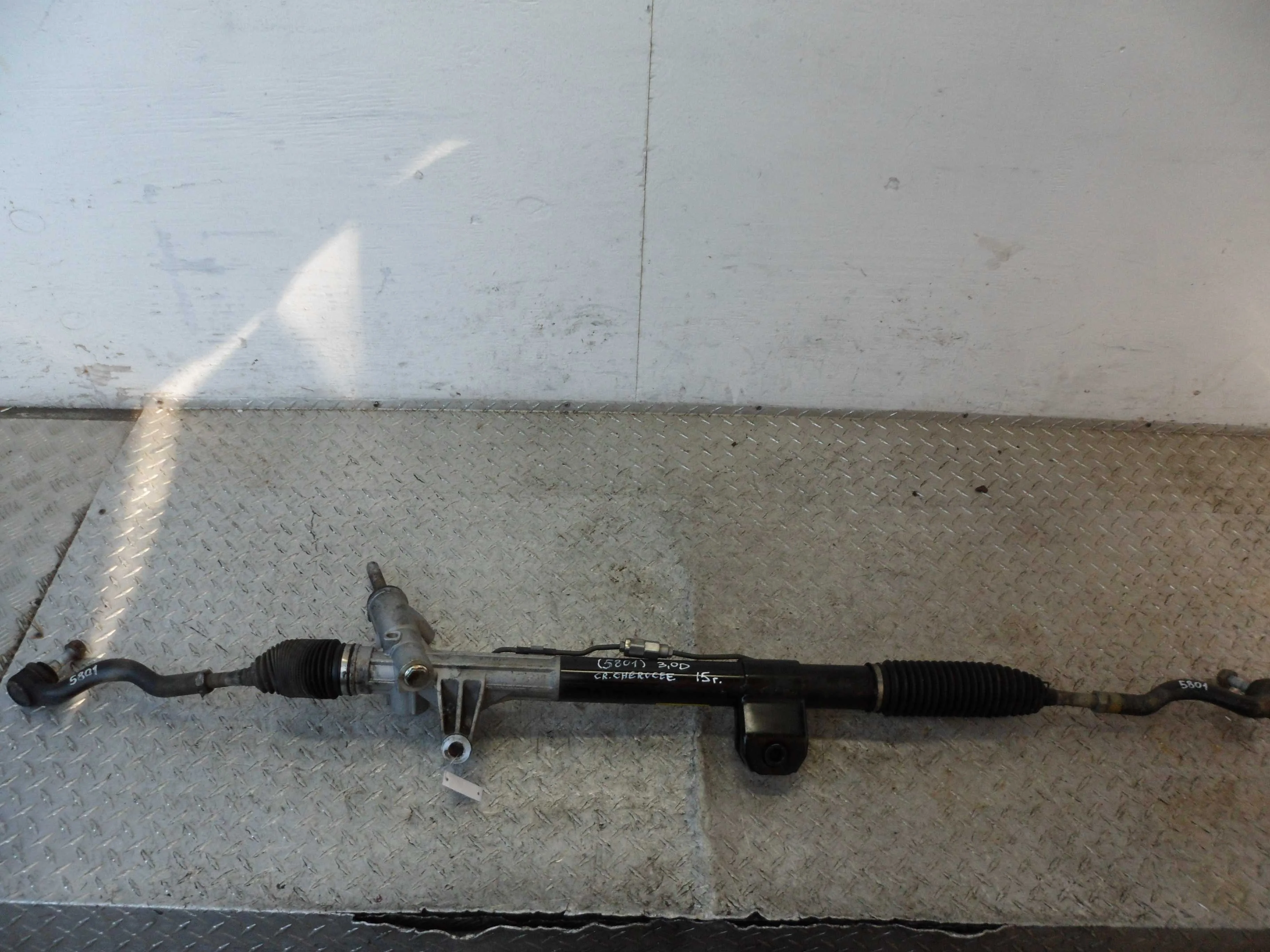 Рейка рулевая Jeep Grand Cherokee IV (WK2) Рестайлинг 2013 -2016 дизель 3.0 Автомат