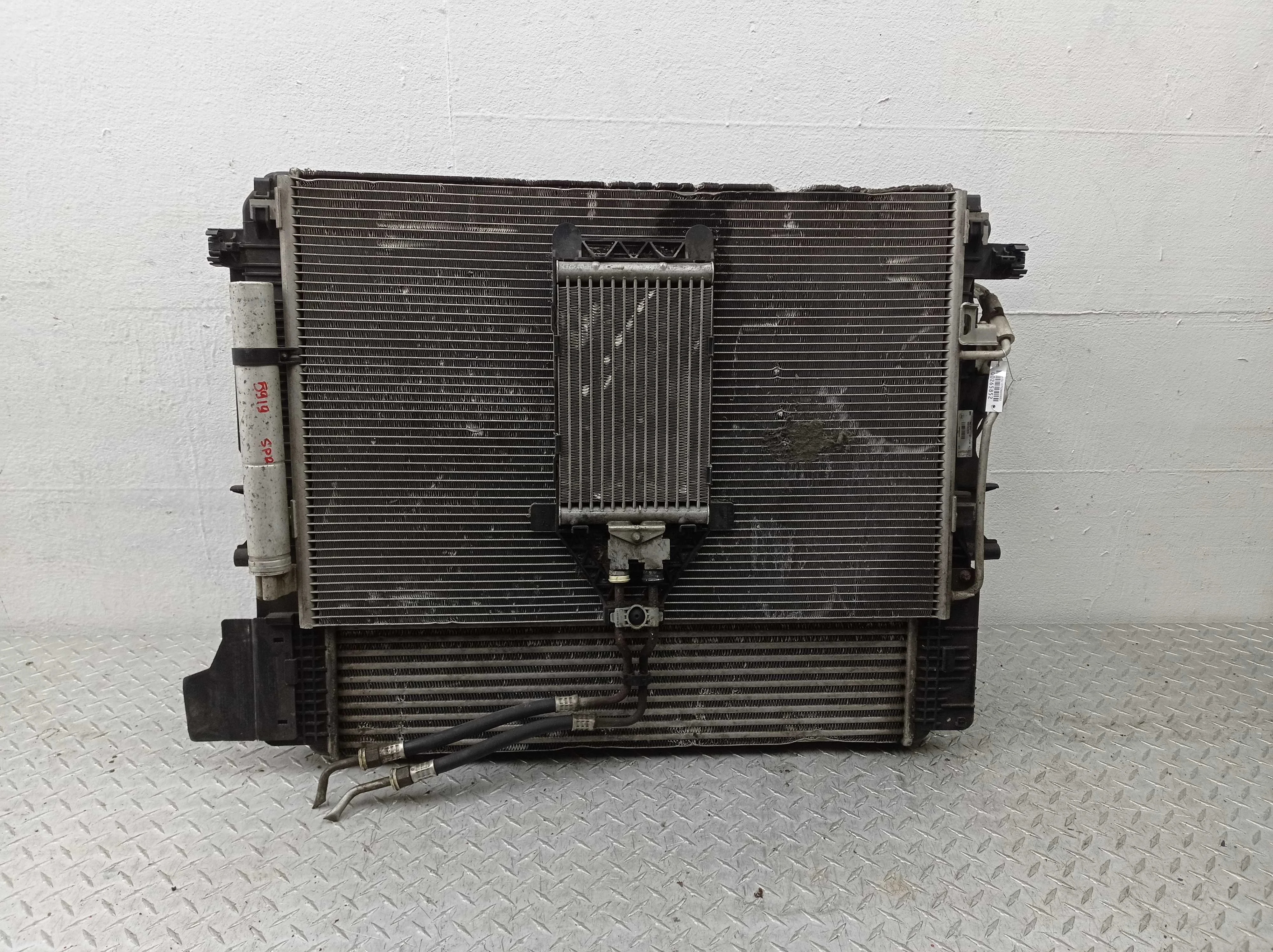 Кассета радиаторов Mercedes Sprinter II (w906) 2006 - 2017 дизель 3.0 Автомат