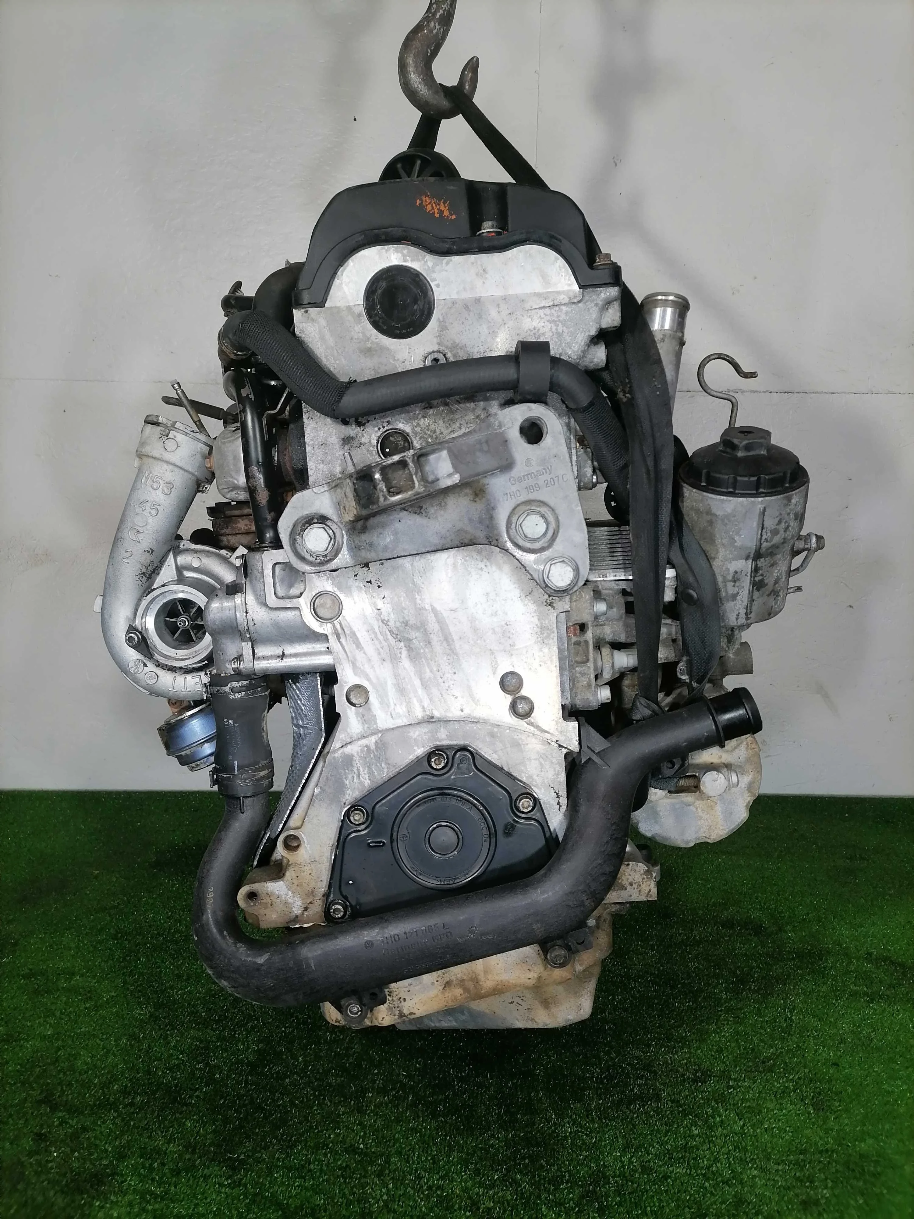 Двигатель Volkswagen T5 2003 - 2009 дизель 2.5 Механика