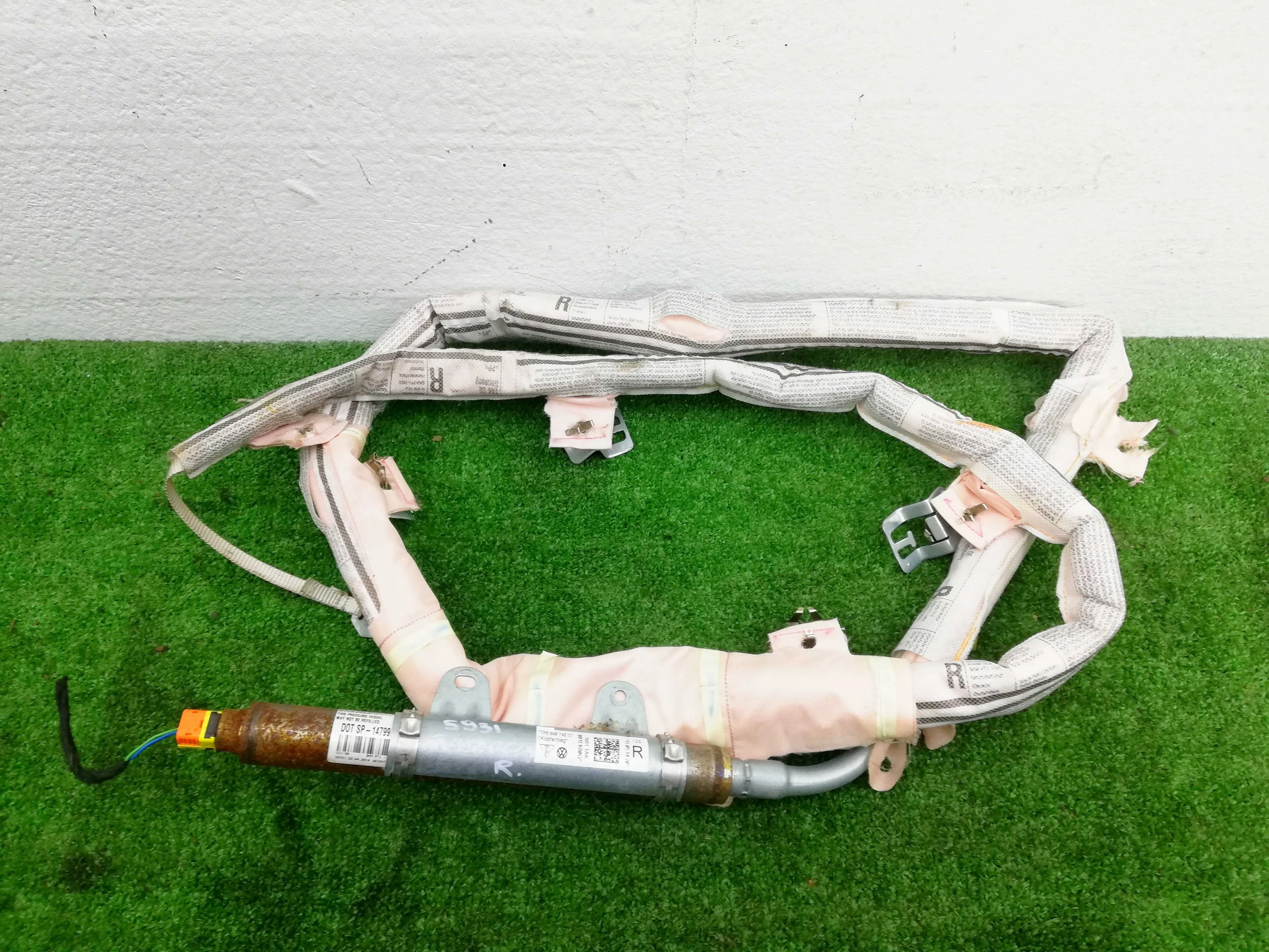 Подушка безопасности потолочная правая Volkswagen Touareg II (7P) 2010 - 2014 дизель 3.0 Автомат