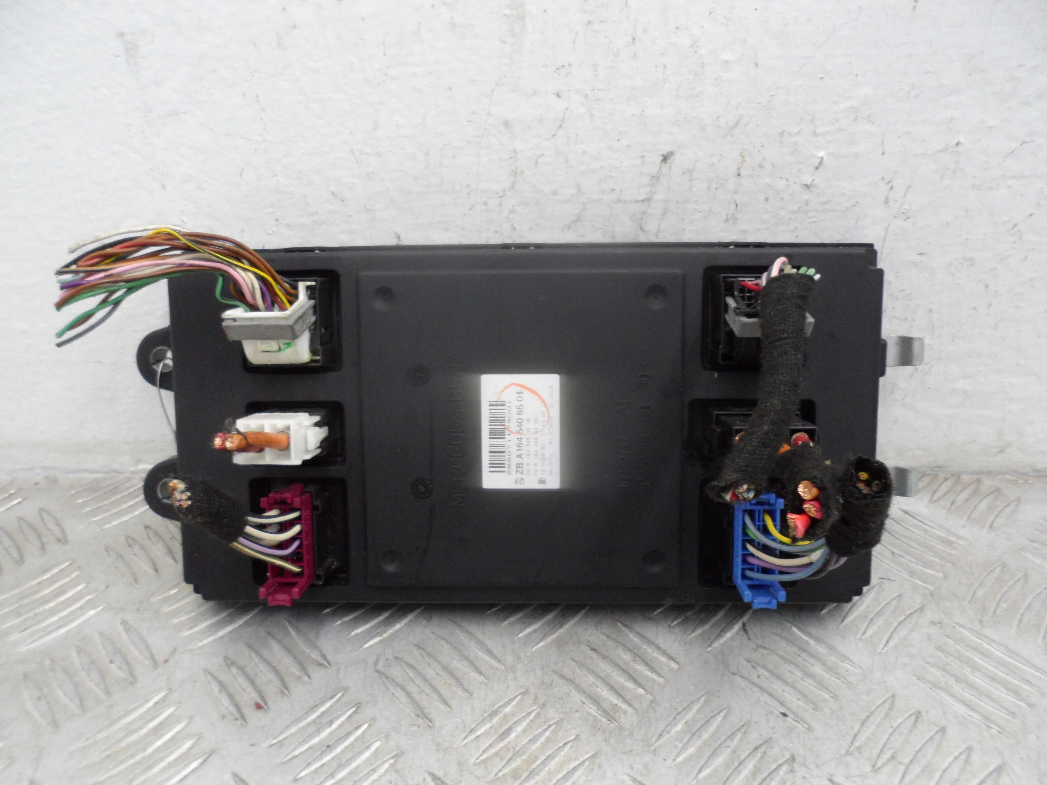 Блок SAM передний Mercedes R-klasse (W251) Рестайлинг 1 2007 - 2010 дизель 3.2 Автомат