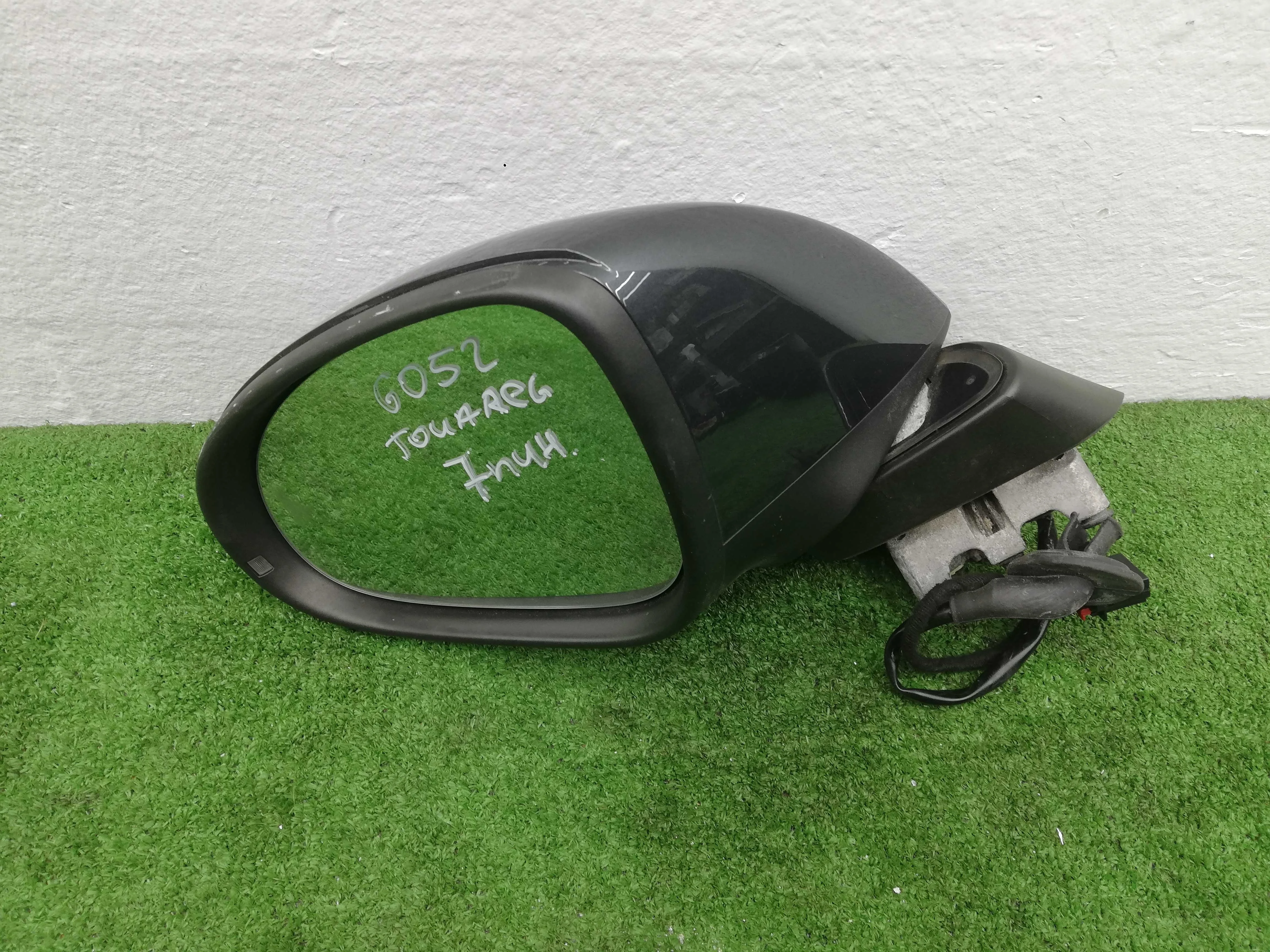 Зеркало левое Volkswagen Touareg II (7P) 2010 - 2014 дизель 3.0 Автомат