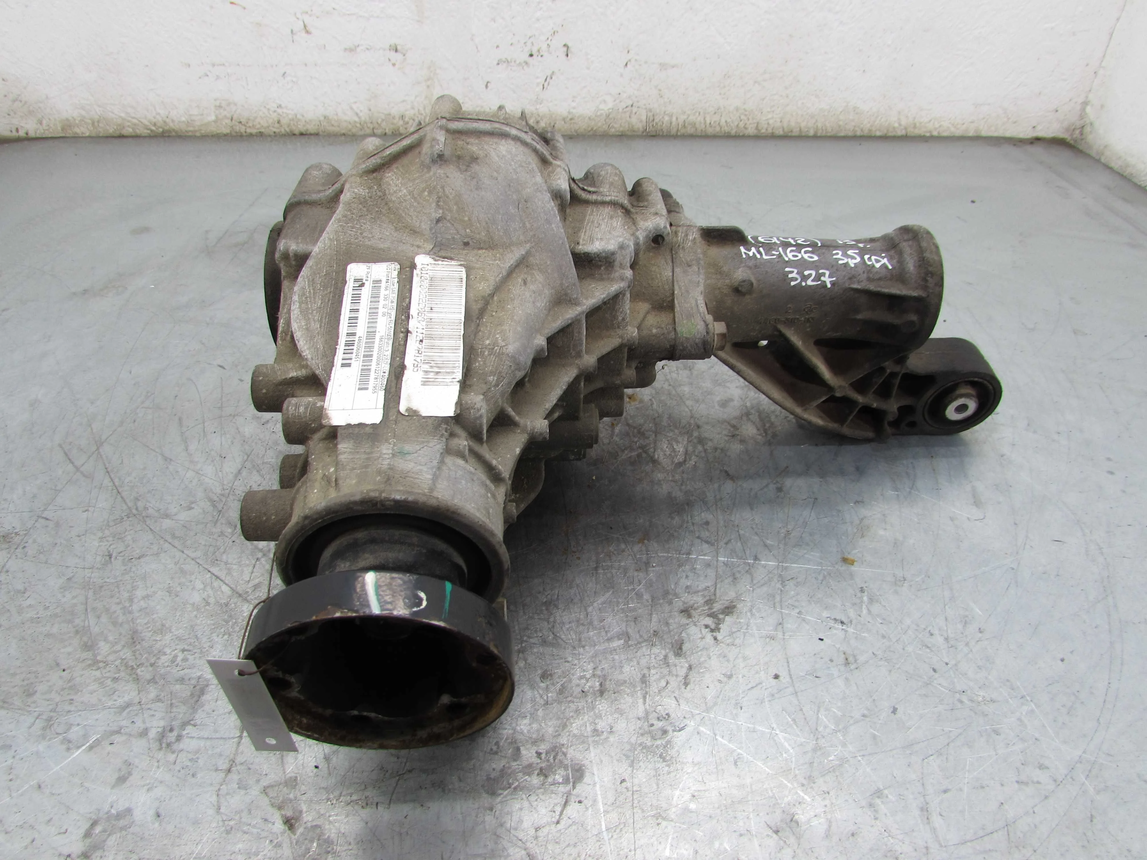 Редуктор передний Mercedes M-klasse (W166) 2011 - 2015 дизель 3.5 Автомат