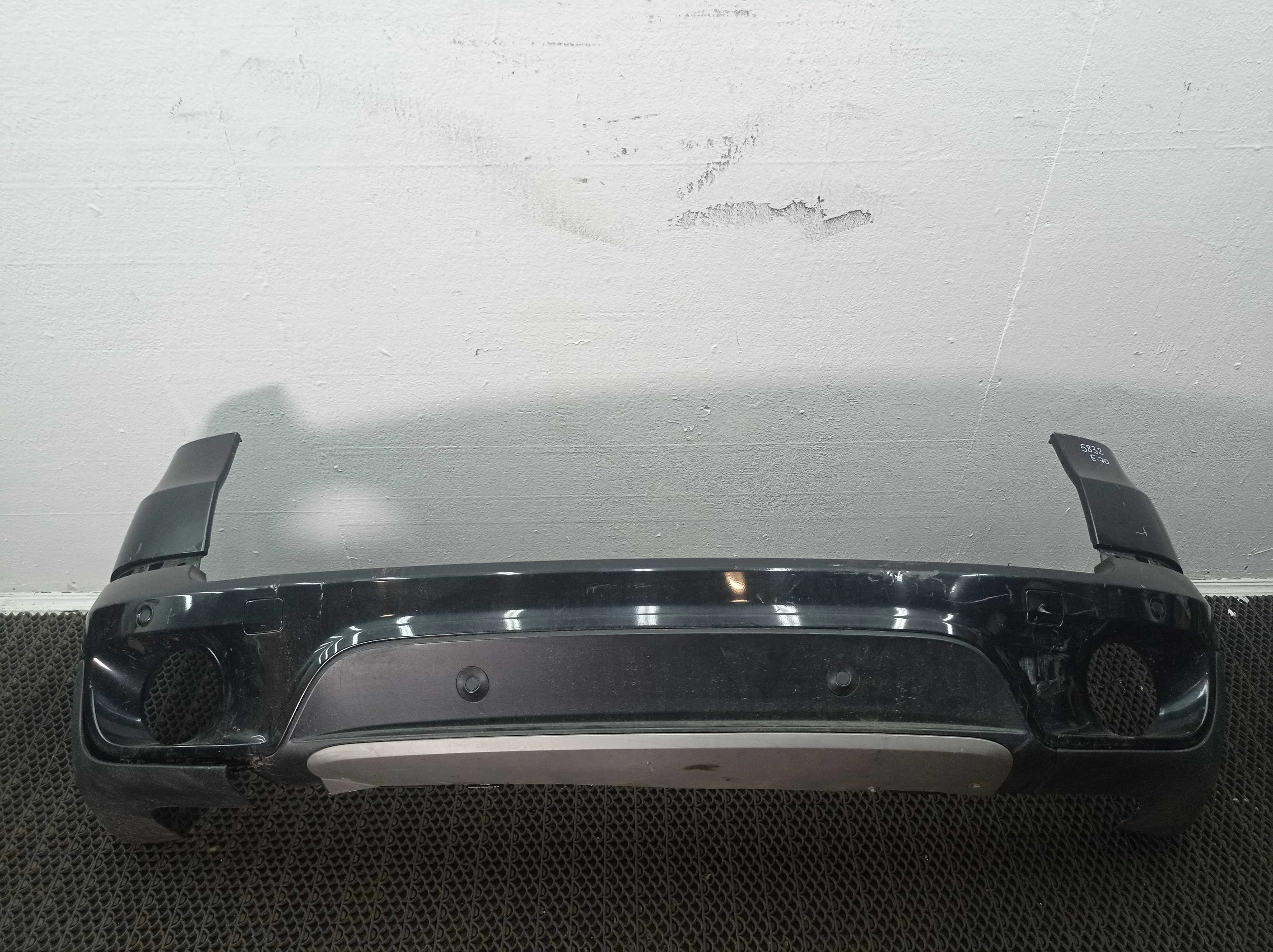 Бампер задний BMW X5 E70 рестайлинг 2010 - 2013 дизель 3.5 Автомат