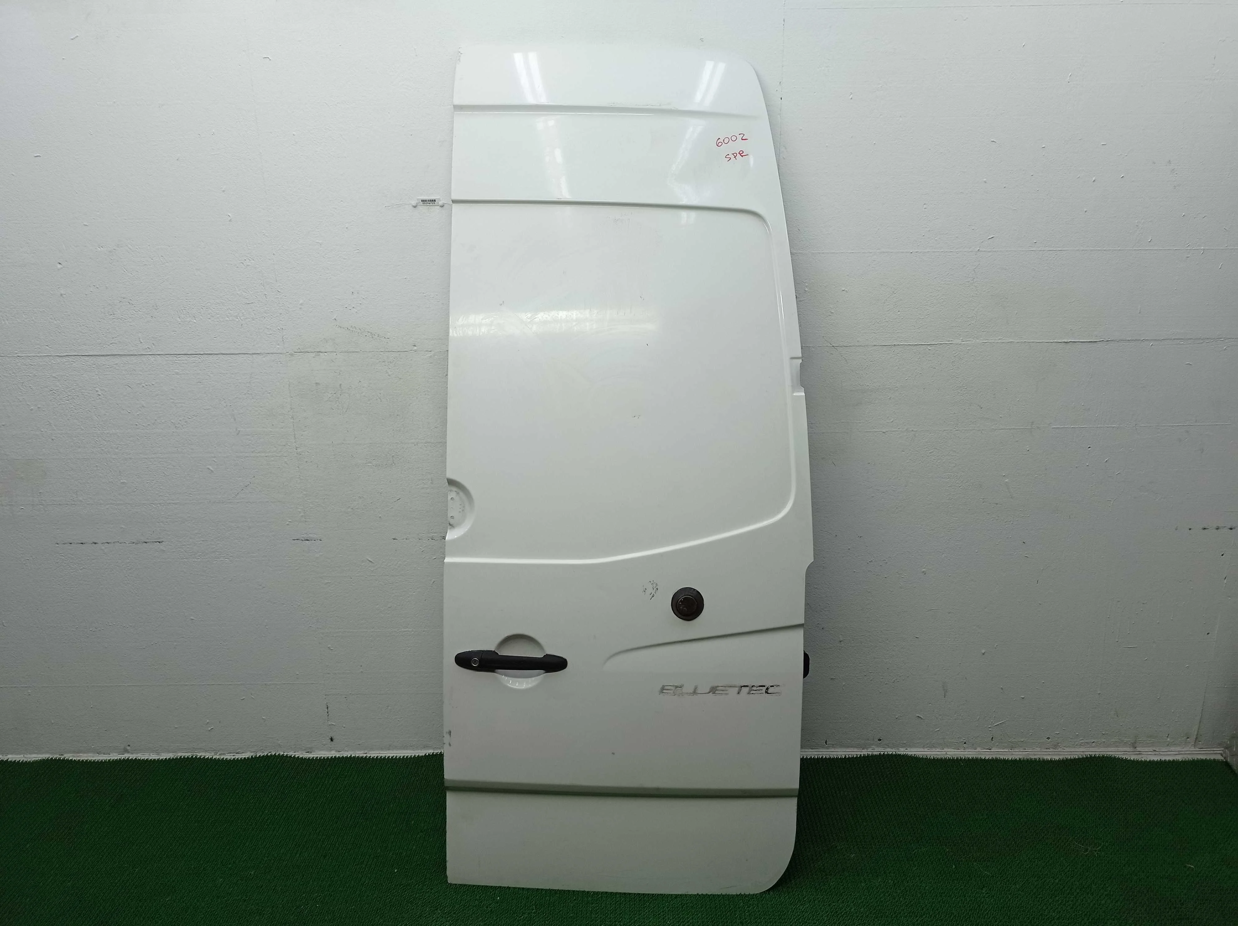 Дверь задняя правая Mercedes Sprinter II (w906) 2006 - 2017 дизель 3.0 Автомат