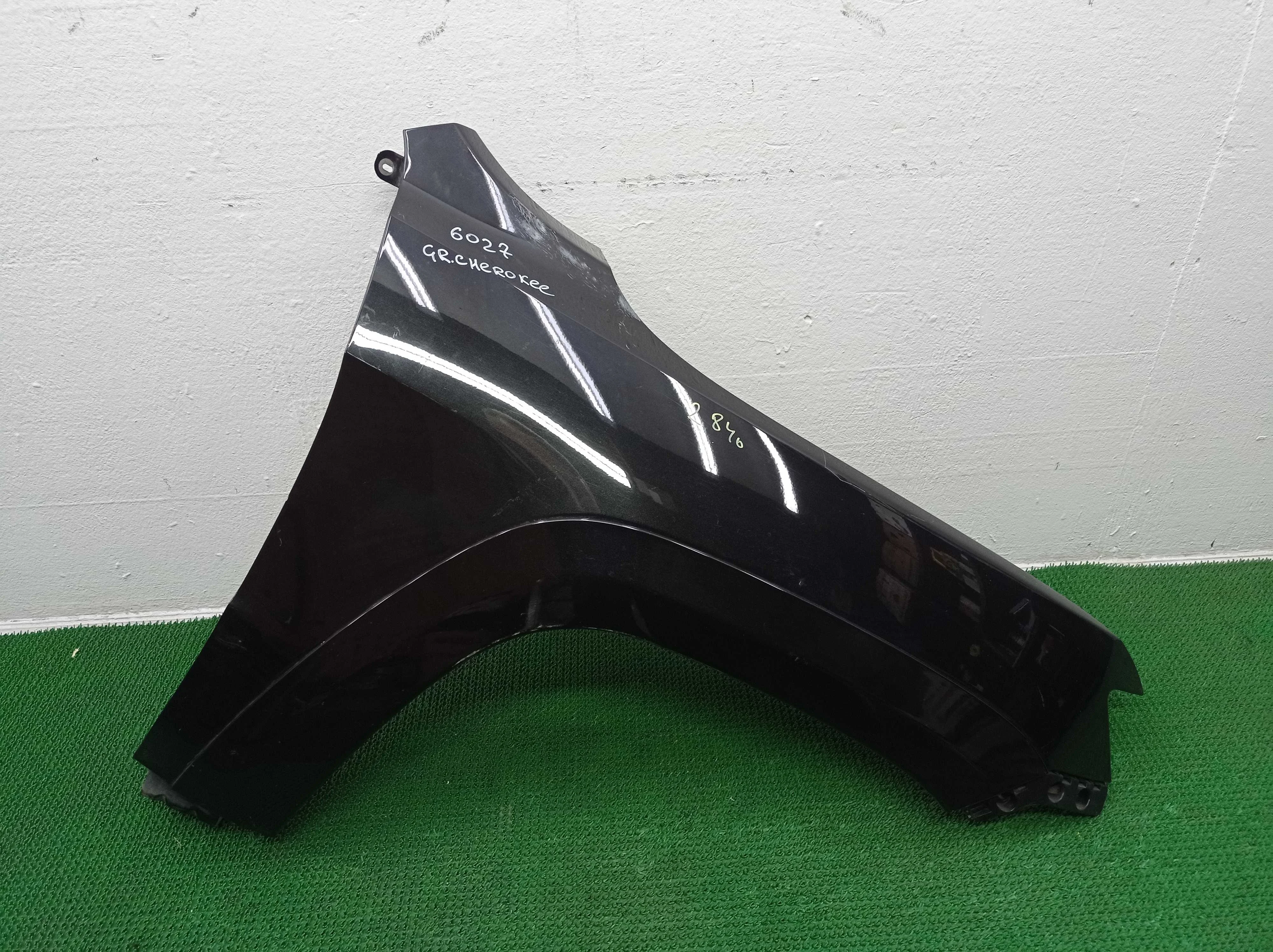 Крыло правое Jeep Grand Cherokee IV (WK2) Рестайлинг 2013 -2016 дизель 3.0 Автомат