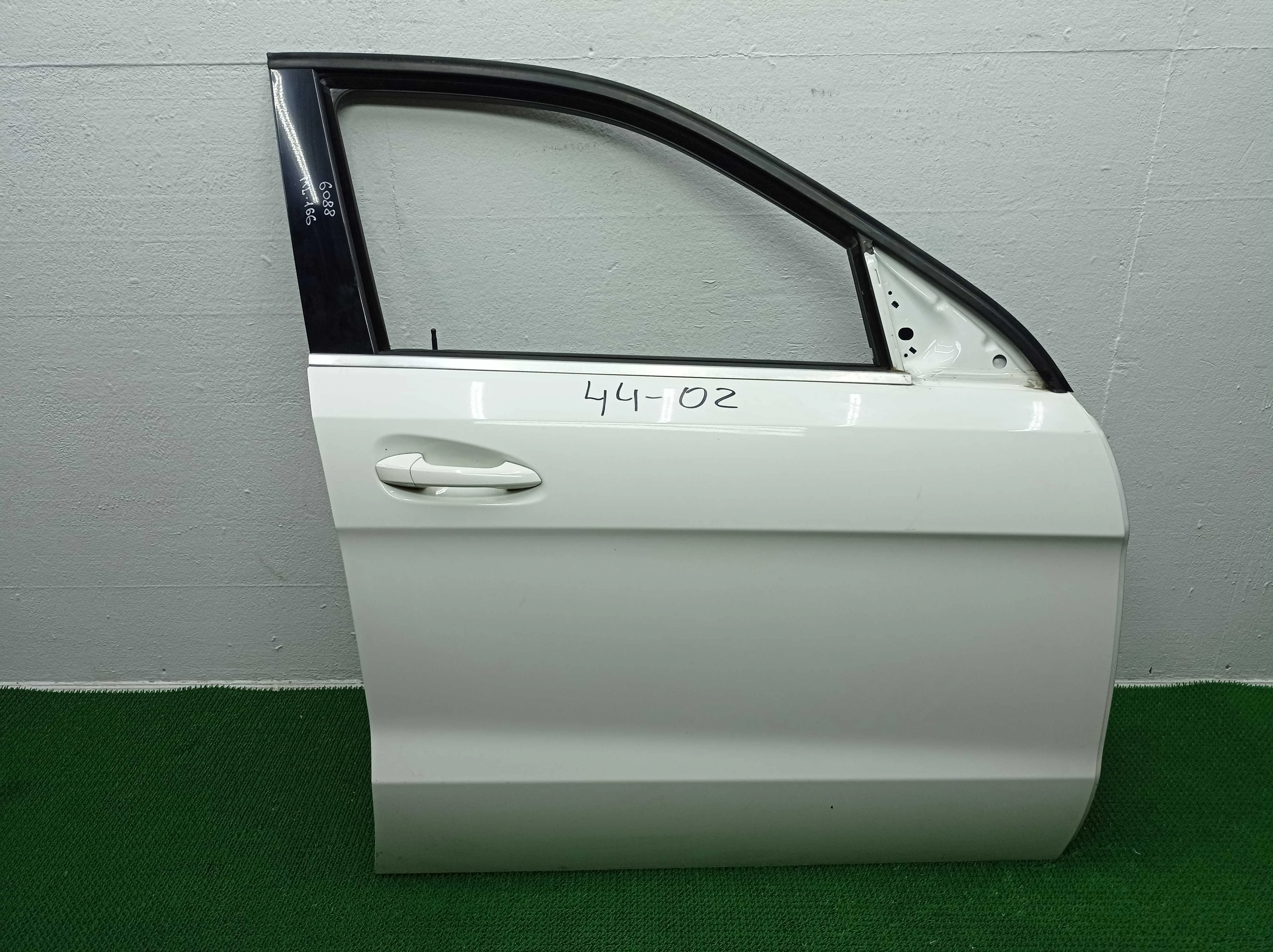 Дверь передняя правая Mercedes M-klasse (W166) 2011 - 2015 дизель 3.0 Автомат