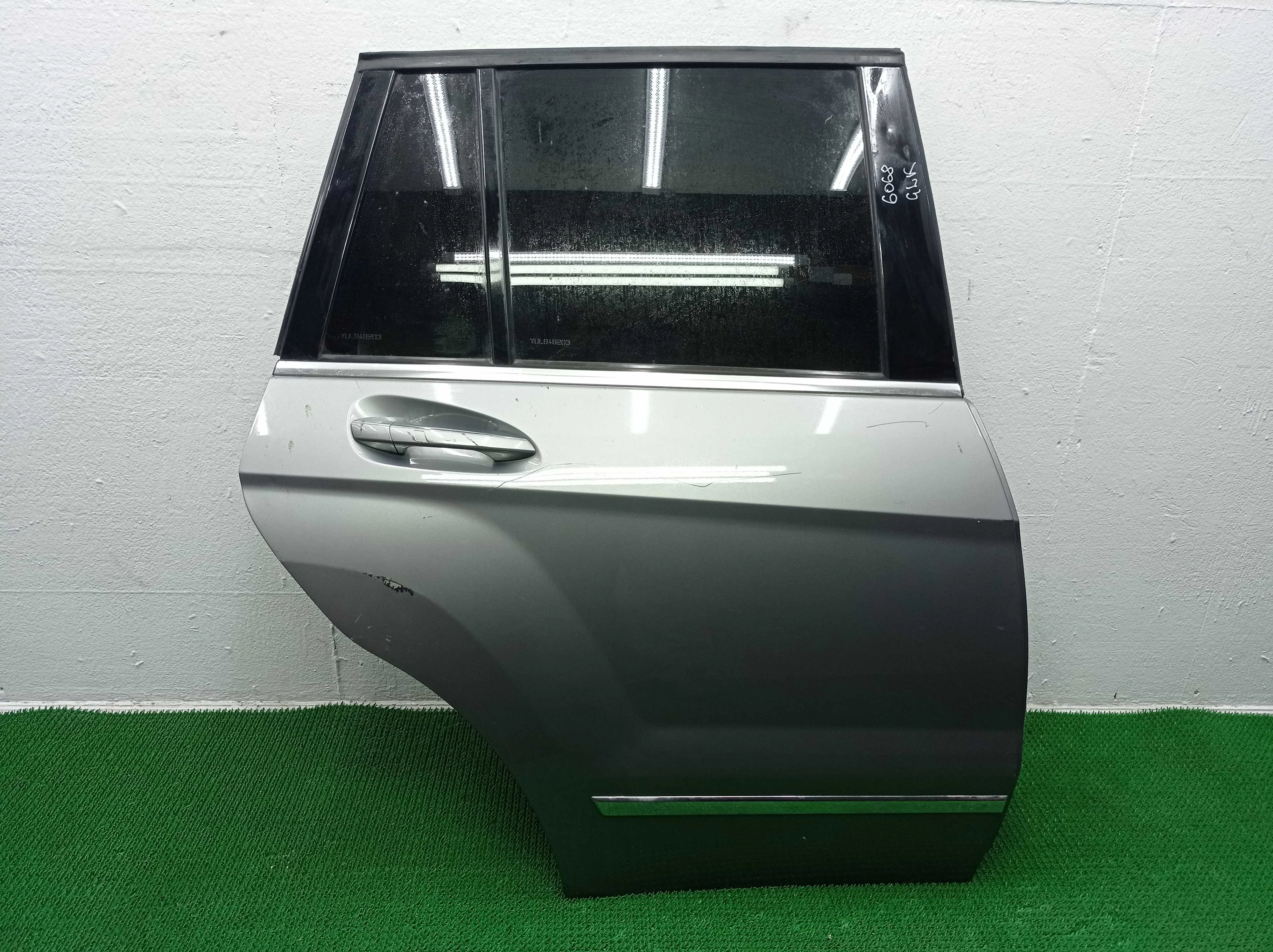 Дверь задняя правая Mercedes GLK (X204) Рестайлинг 2012 - 2015 дизель 2.2 Автомат