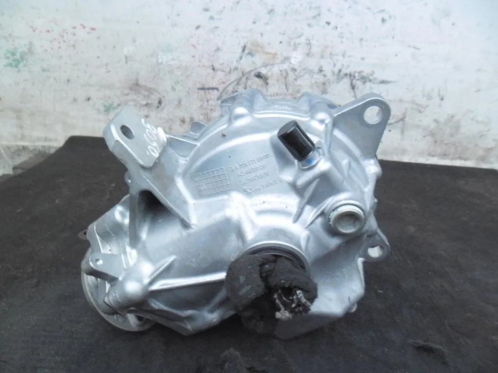 Редуктор передний Mercedes C-Klasse (W205) 2014 - 2018 дизель 2.2 Автомат