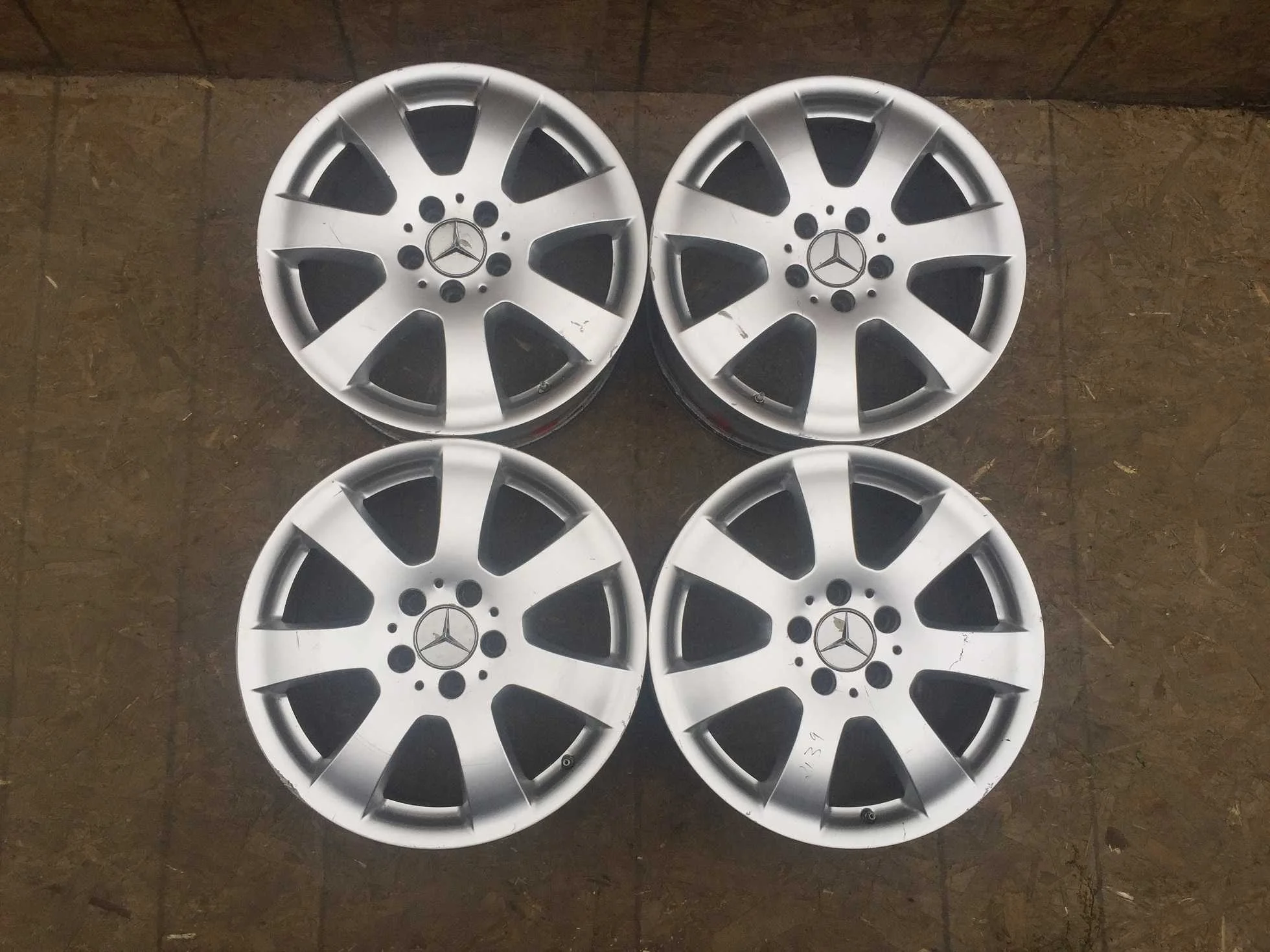 Диск литой Mercedes R-klasse (W251) 2005 - 2007 дизель 3.2 Автомат