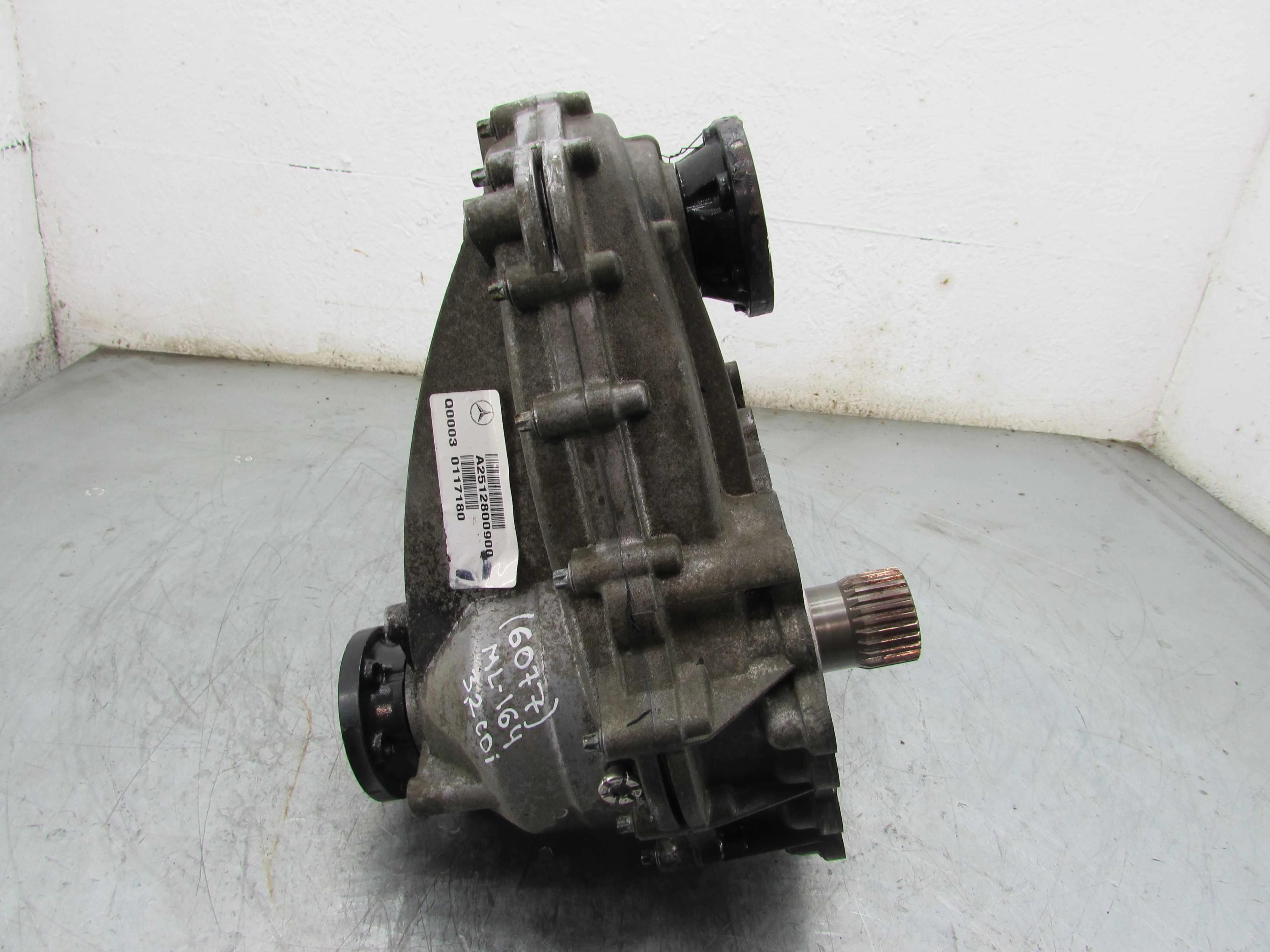 Раздаточная коробка Mercedes M-klasse (W164) Рестайлинг 2008 - 2011 дизель 3.0 Автомат