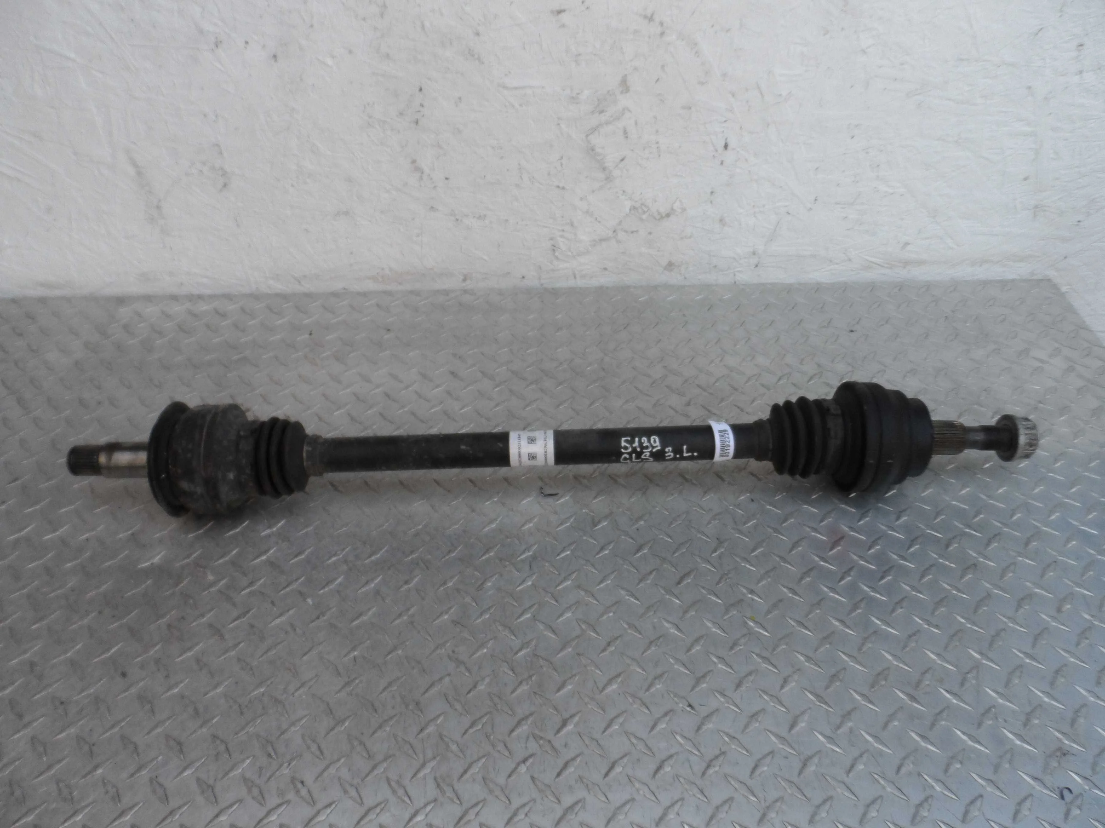 Полуось задняя левая Mercedes GLS (X166) 2015 - 2019 дизель 3.5 Автомат