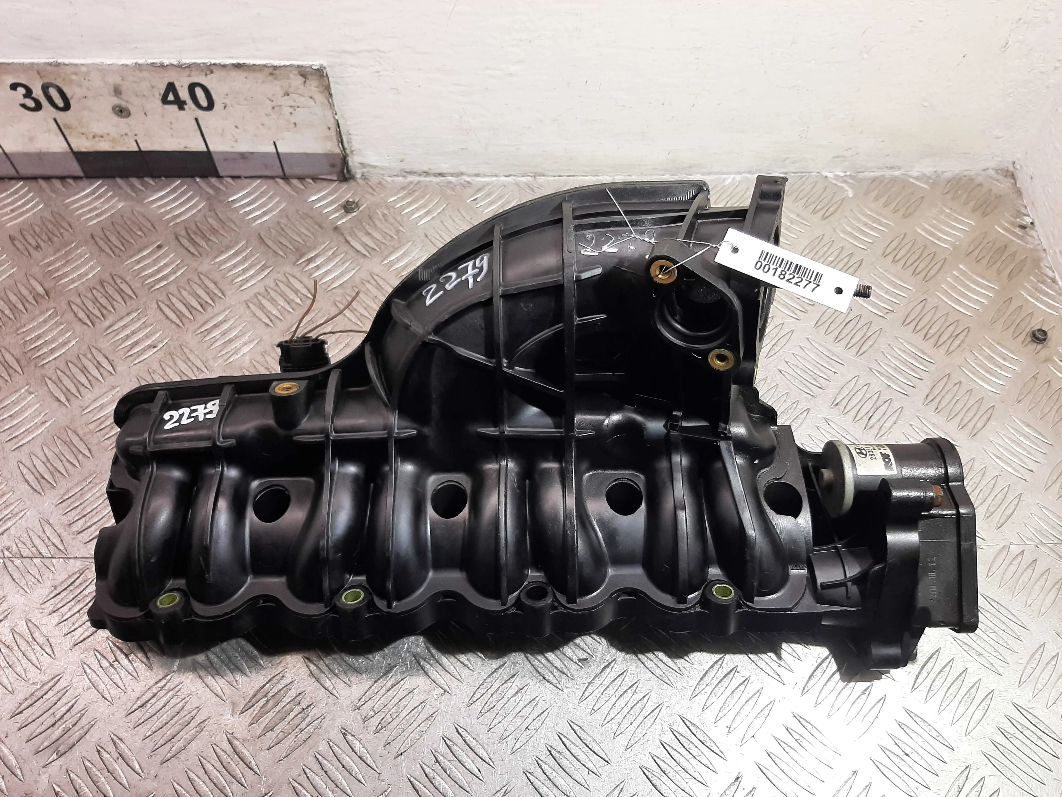 Коллектор впускной Hyundai Santa Fe II (CM) рестайлинг 2010 - 2012 дизель 2.2 Автомат