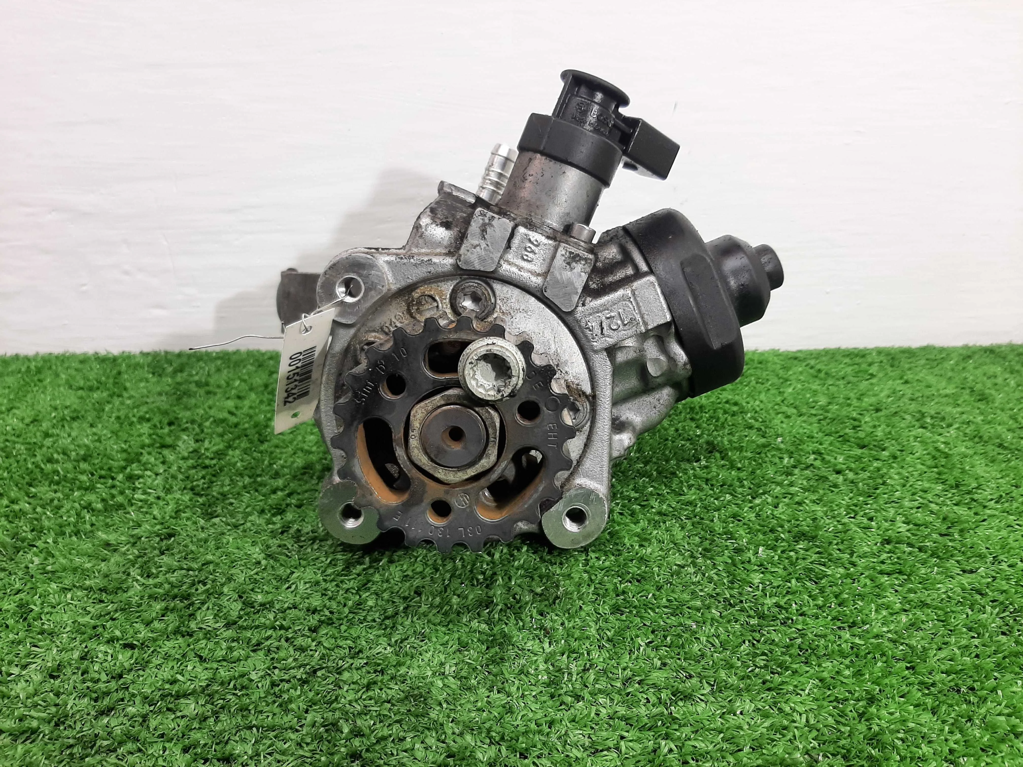 ТНВД Audi A4 B8 (8K2) рестайлинг 2012 - 2015 дизель 2.0 Механика