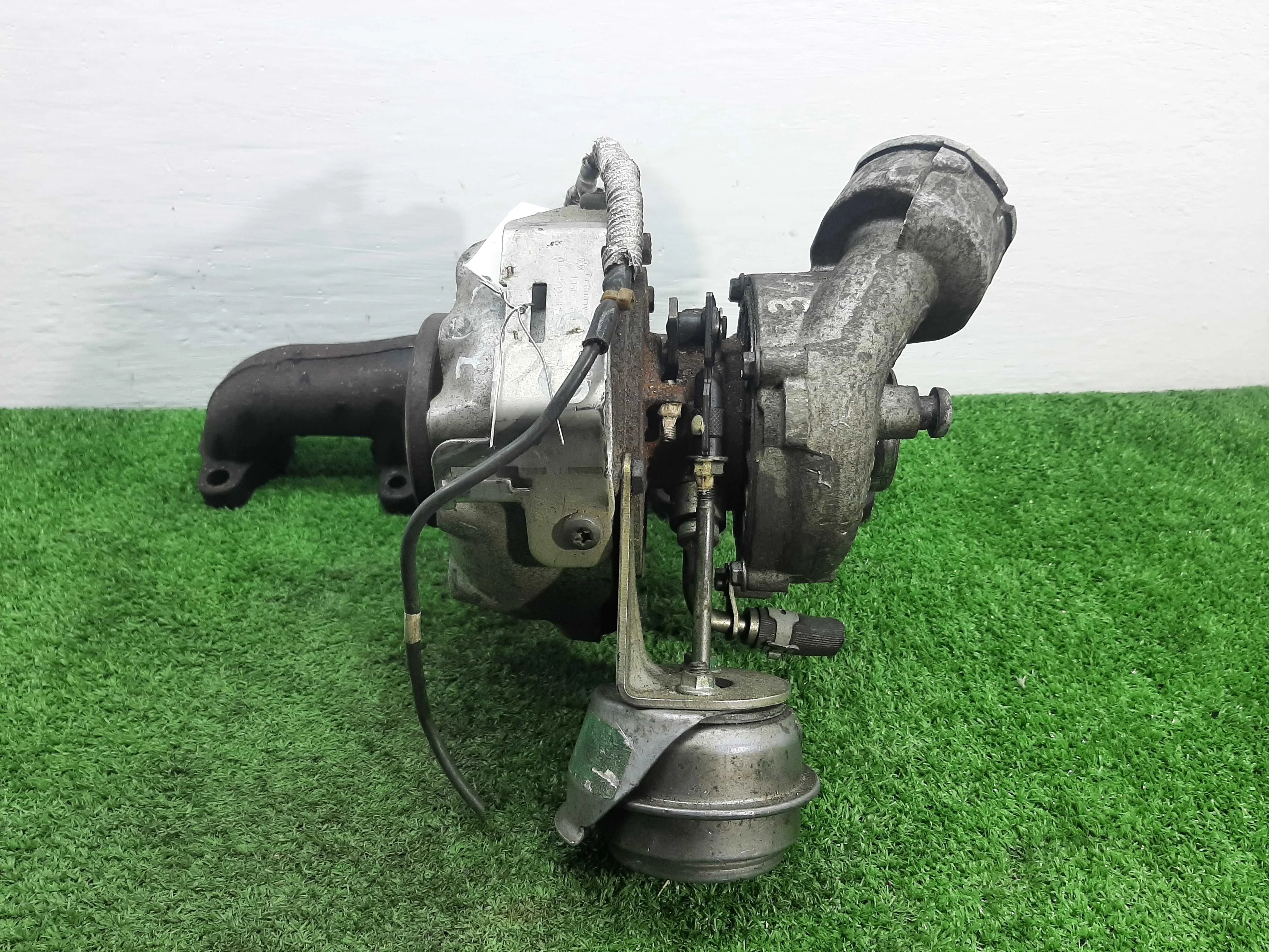 Турбина Volkswagen Golf V (1K) 2003 - 2009 дизель 2.0 DSG