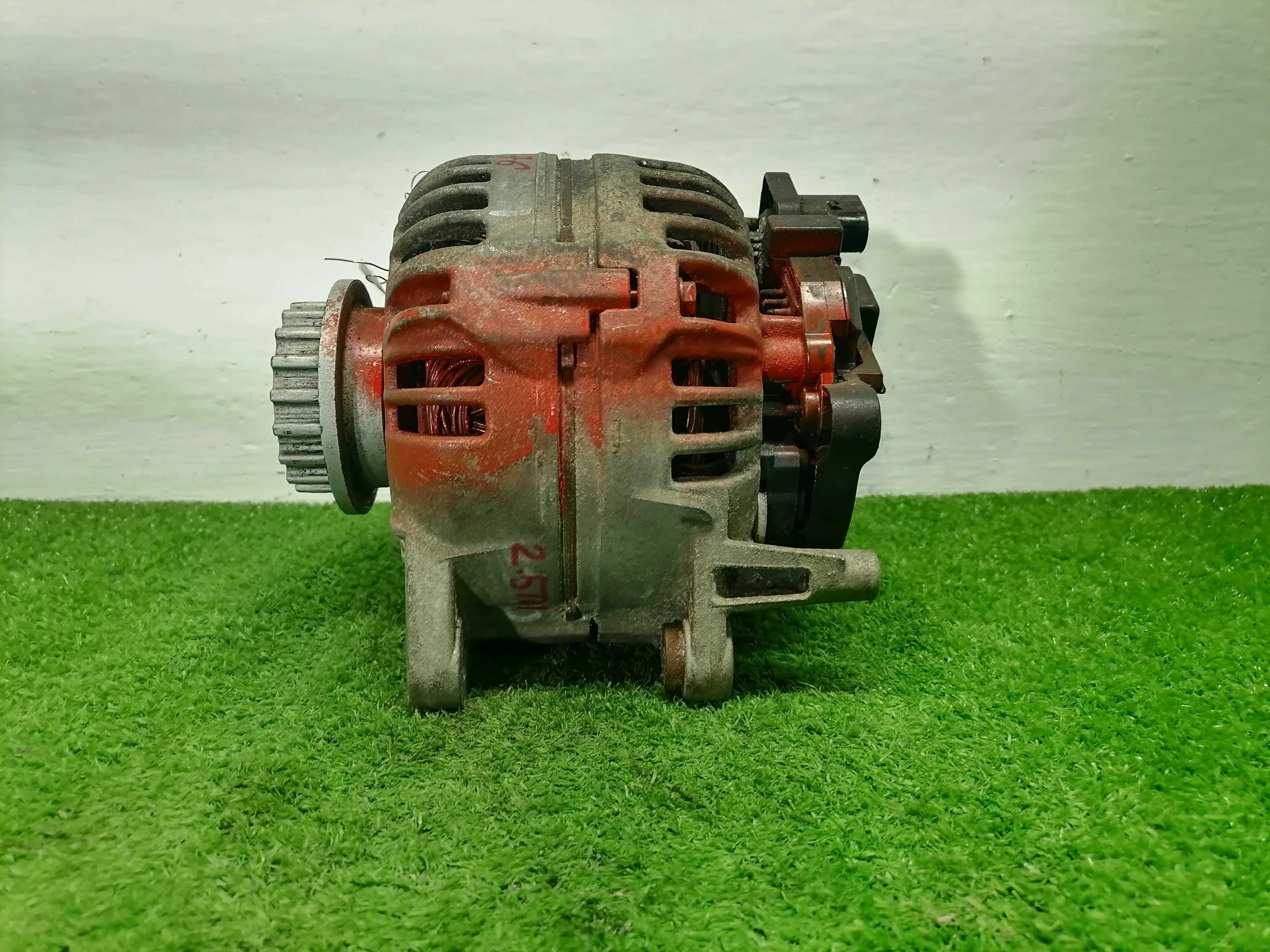 Генератор Volkswagen Touareg I (7L) 2002 - 2006 дизель 2.5 Автомат