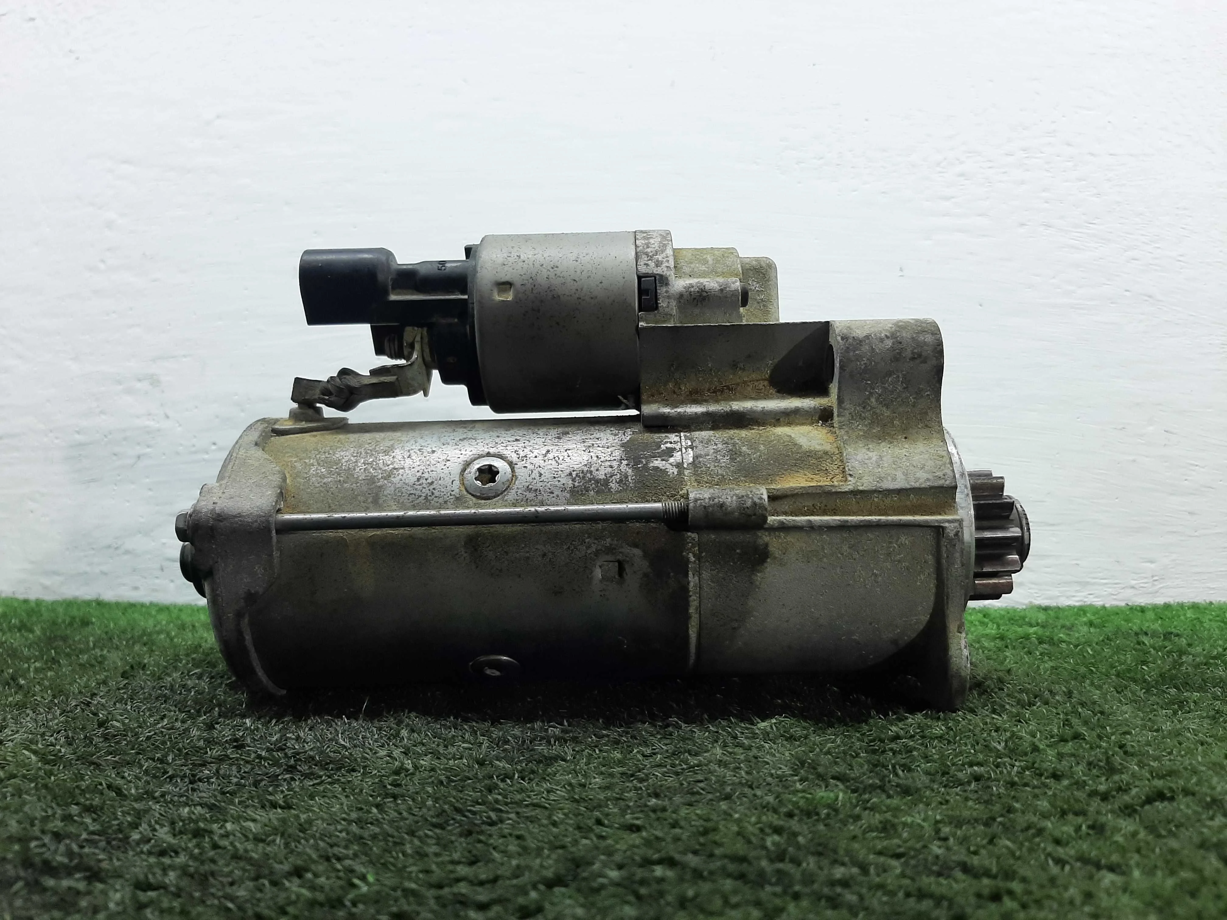 Стартер Volkswagen Amarok Рестайлинг (2H) 2016 - 2023 дизель 3.0 Автомат