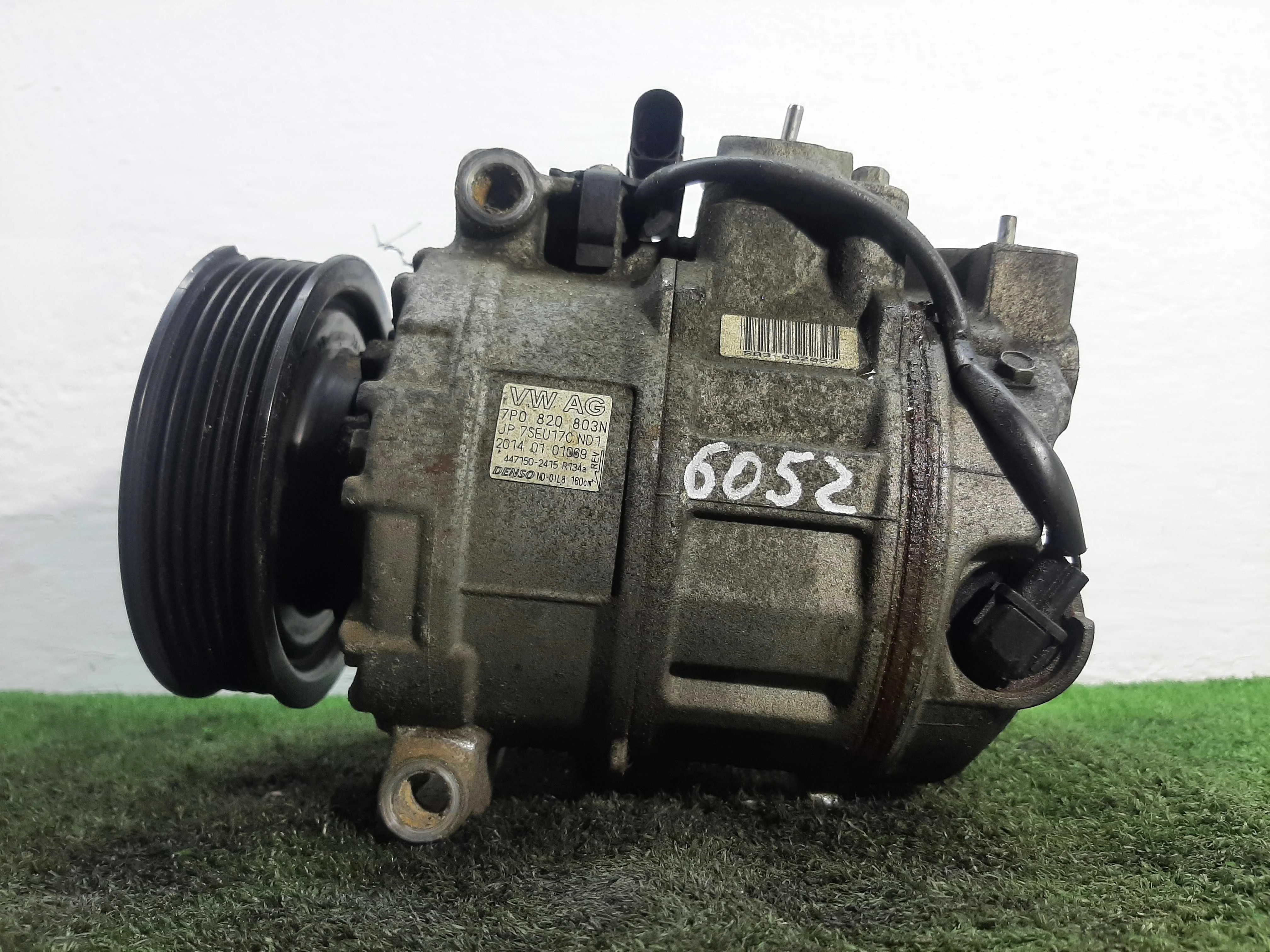 Компрессор кондиционера Volkswagen Touareg II (7P) 2010 - 2014 дизель 3.0 Автомат