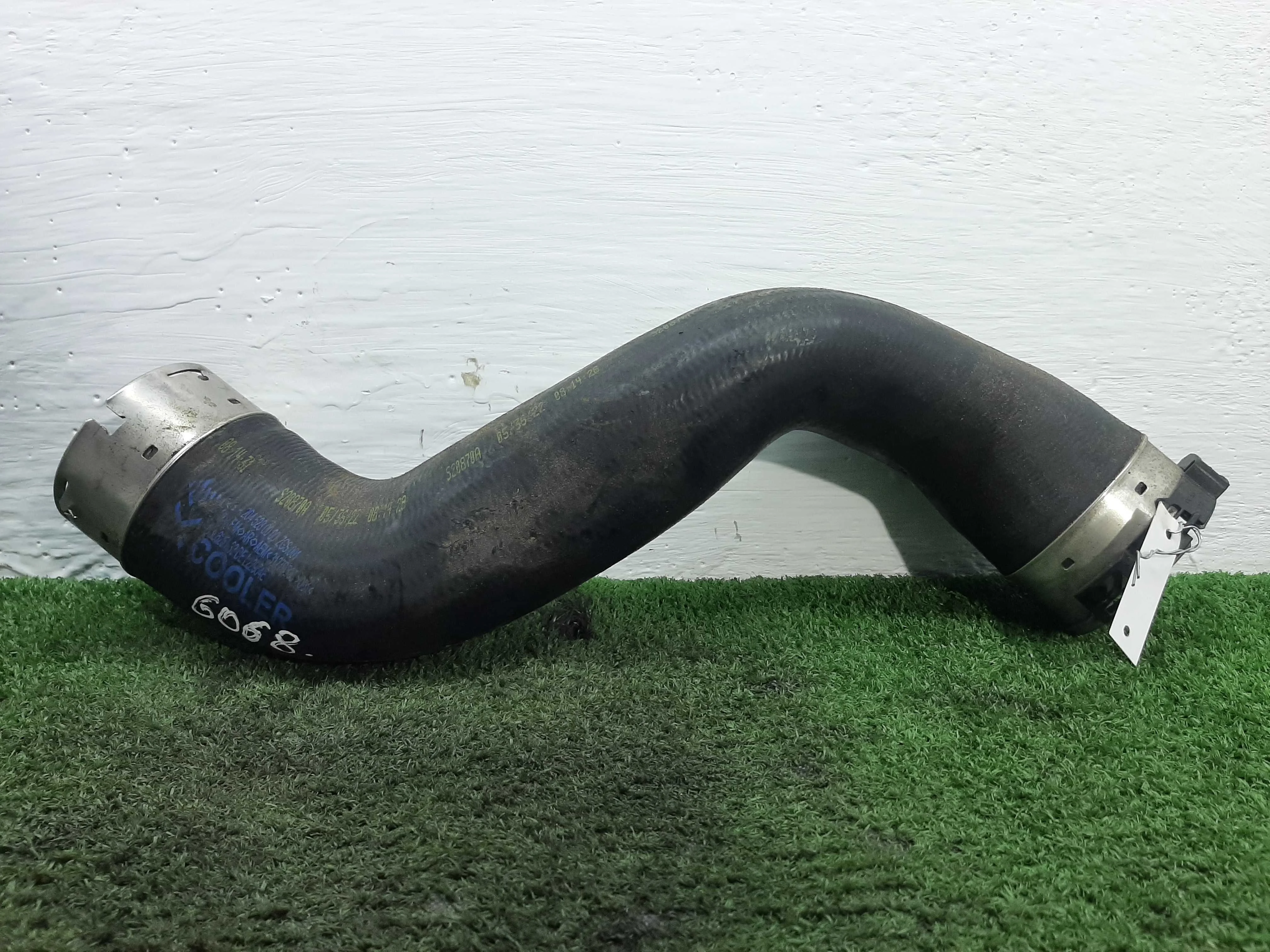 Патрубок интеркулера Mercedes GLK (X204) Рестайлинг 2012 - 2015 дизель 2.2 Автомат