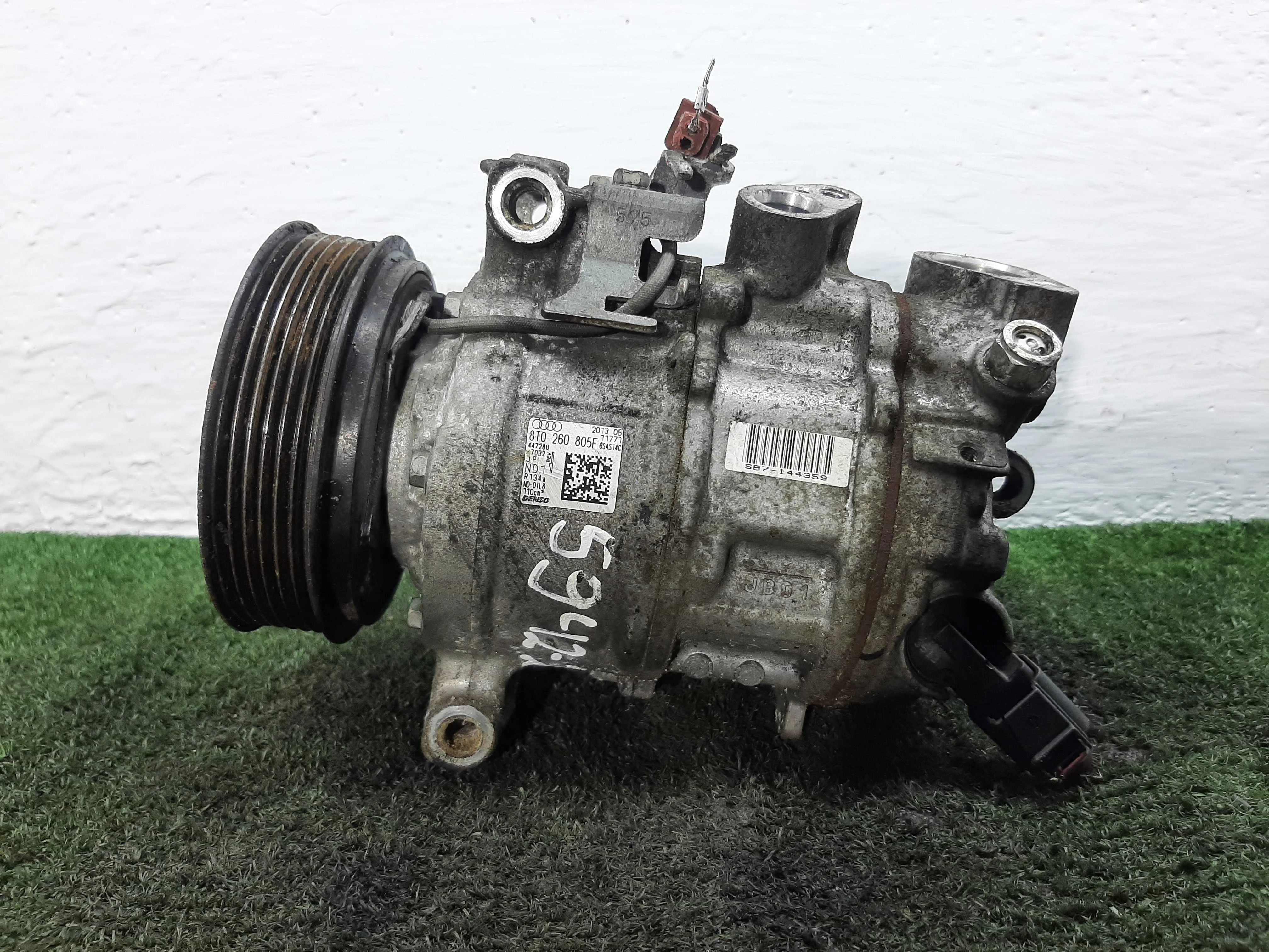Компрессор кондиционера Audi A4 B8 (8K2) рестайлинг 2012 - 2015 дизель 2.0 Механика