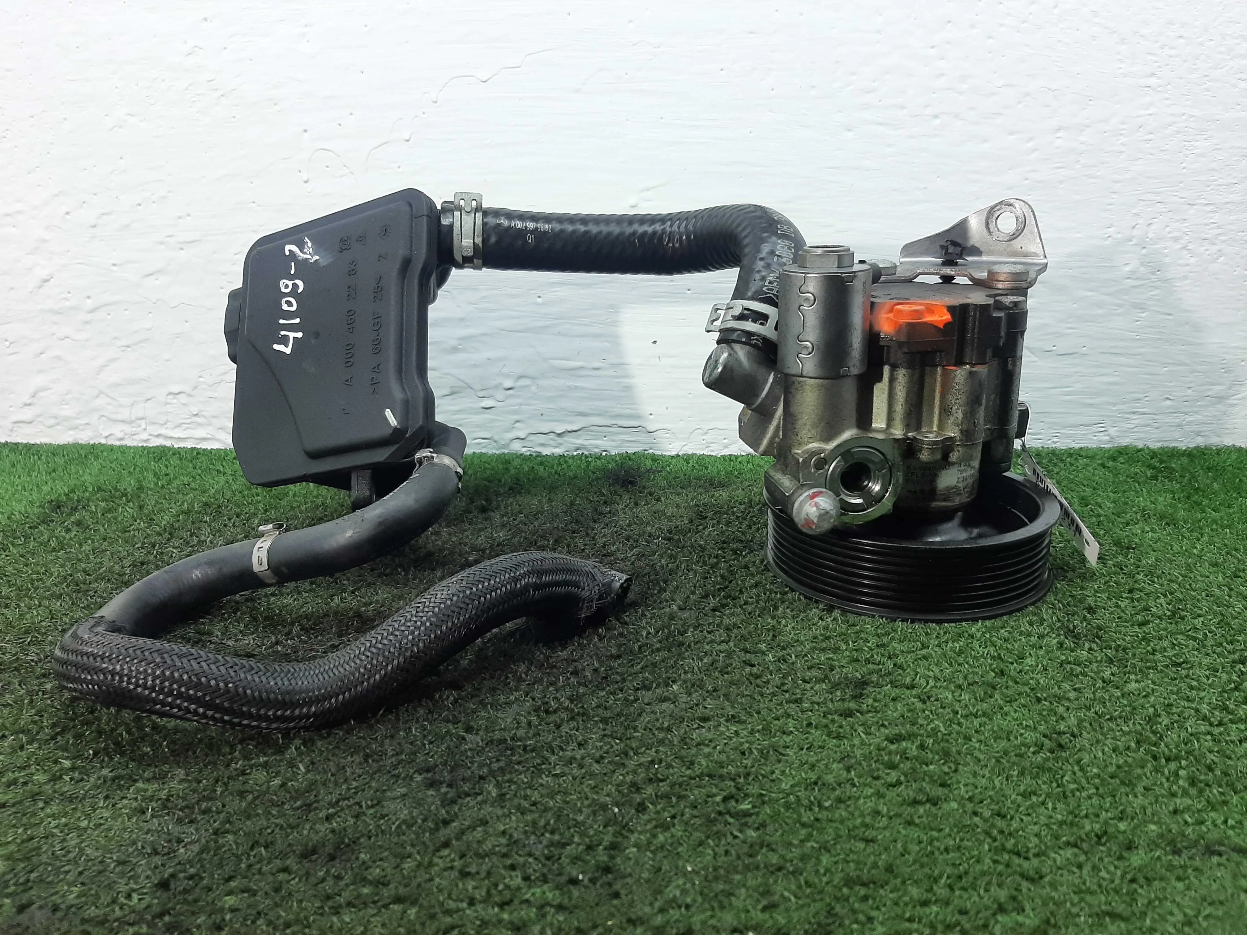 Насос ГУР Mercedes CLS (C218) 2010 - 2014 дизель 3.2 Автомат