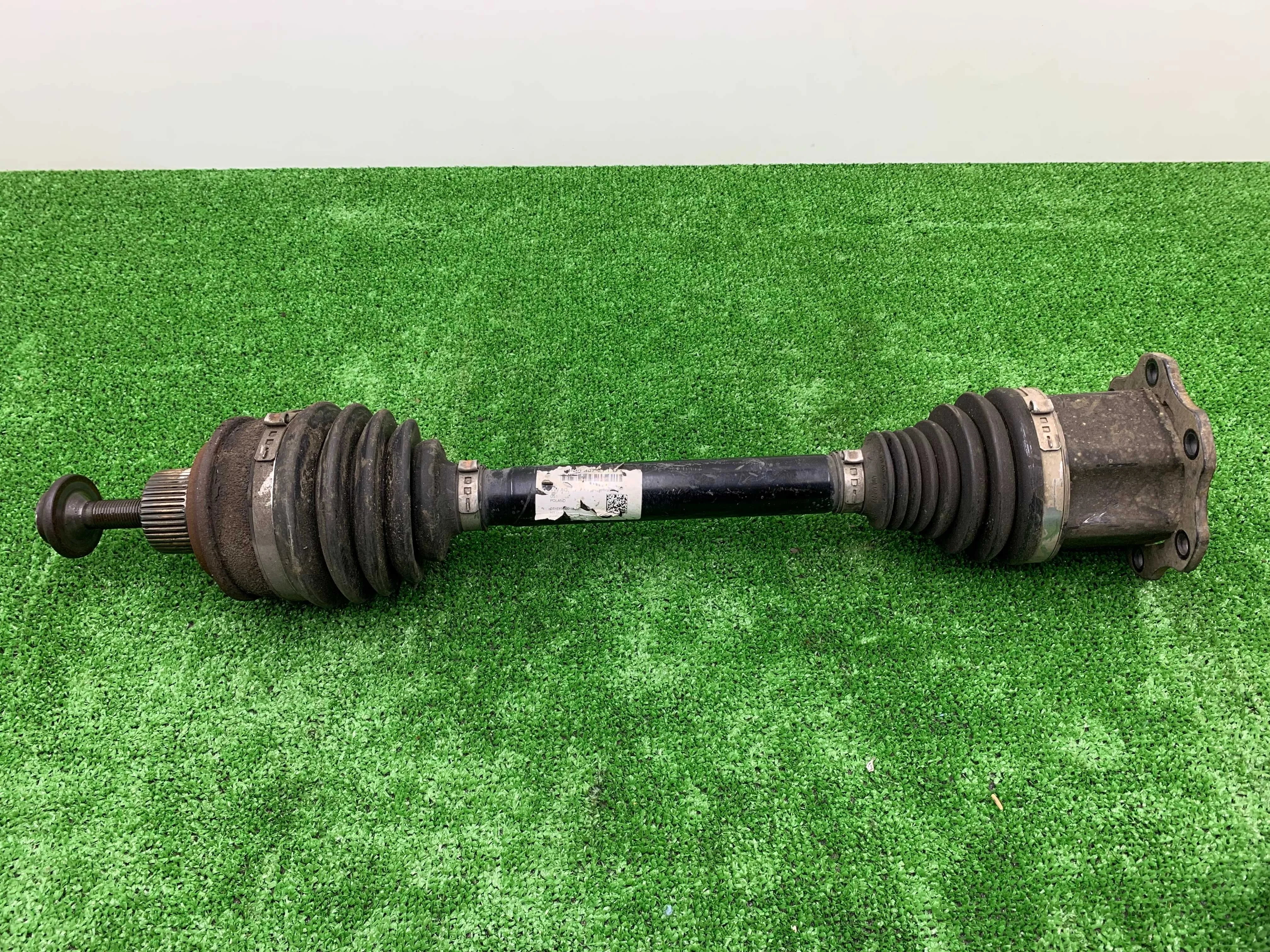 Полуось передняя правая Audi Q7 (4MB) рестайлинг 2019 - наст. время дизель 3.0 Автомат
