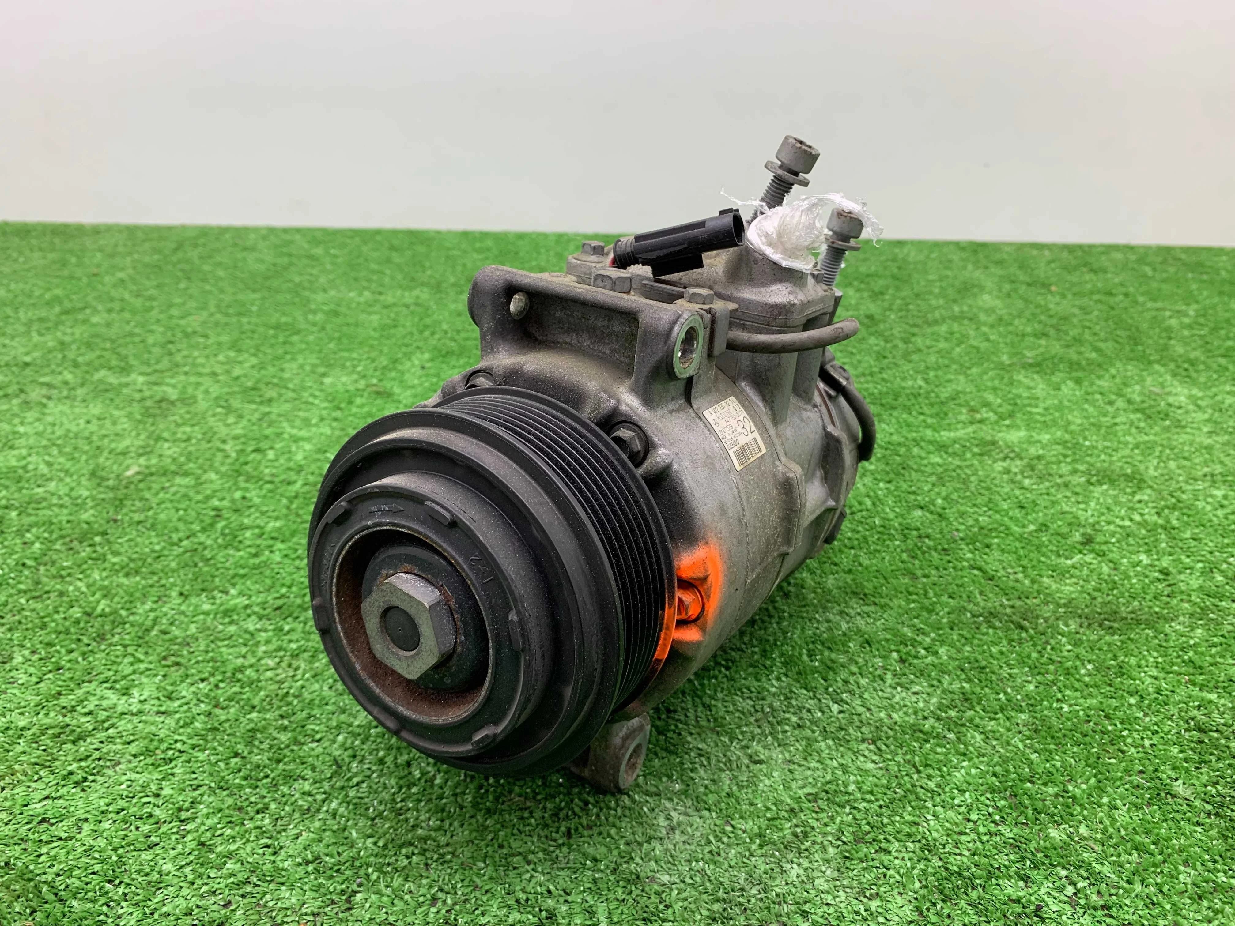 Компрессор кондиционера Mercedes E-klasse (W212) 2009 - 2013 дизель 3.0 Автомат