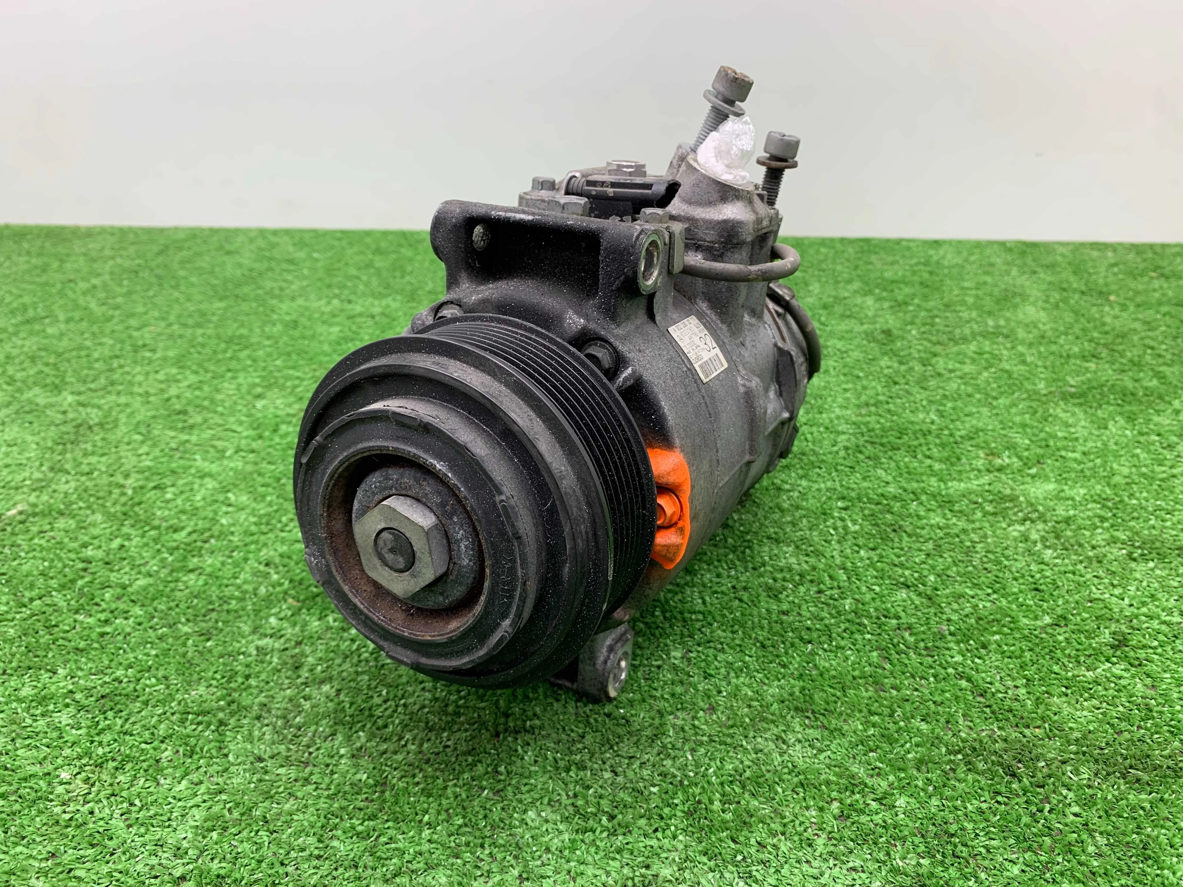 Компрессор кондиционера Mercedes CLS (C218) 2010 - 2014 дизель 3.0 Автомат