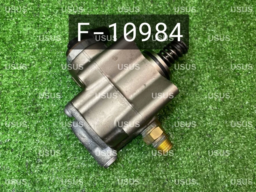 Насос топливный ТНВД AUDI АУДИ D3 Д3 A8 А8 4E 4Е