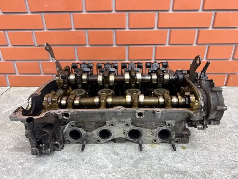 Головка блока цилиндров Citroen C4 2013 0200HQ B7 1.6 EP6C 5FS