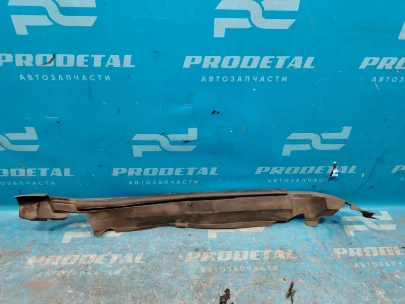 Пыльник крыла передний левый Toyota Land Cruiser