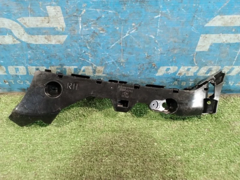 Кронштейн бампера задний правый Mazda 3 BL Z6