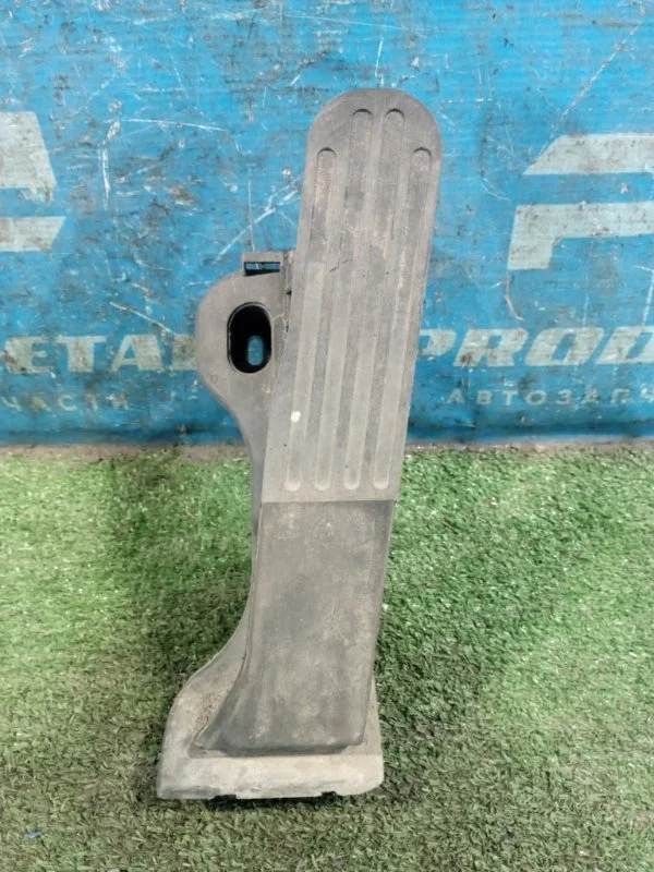 Педаль газа Volkswagen Golf ХЭТЧБЕК CAXA 2010