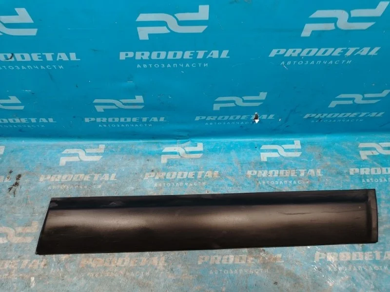 Накладка двери передняя правая Nissan Qashqai J10