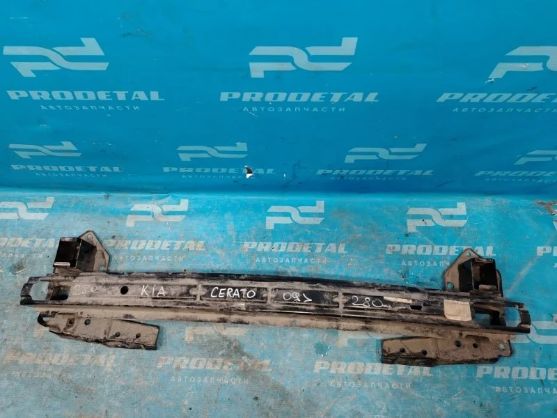 Усилитель бампера передний Hyundai Tucson