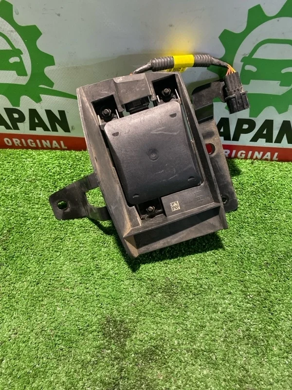 Датчик мёртвых зон Hyundai Santa Fe 2019 99140S1000 D4HB, задний левый